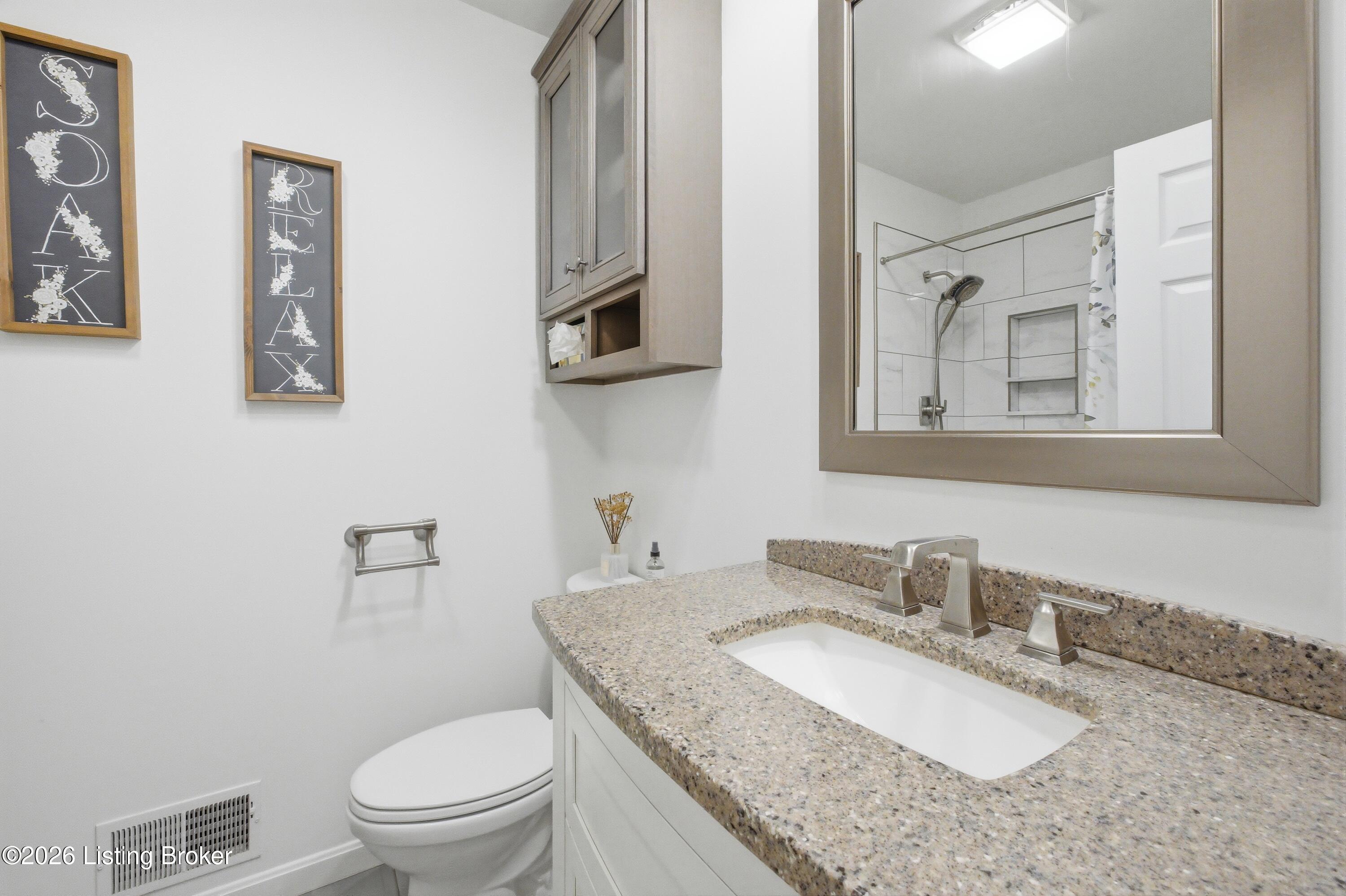 213 Club Oak Ct Property Photo 22