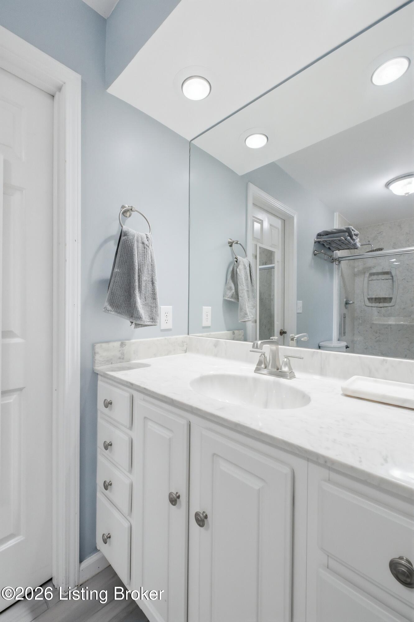 213 Club Oak Ct Property Photo 34