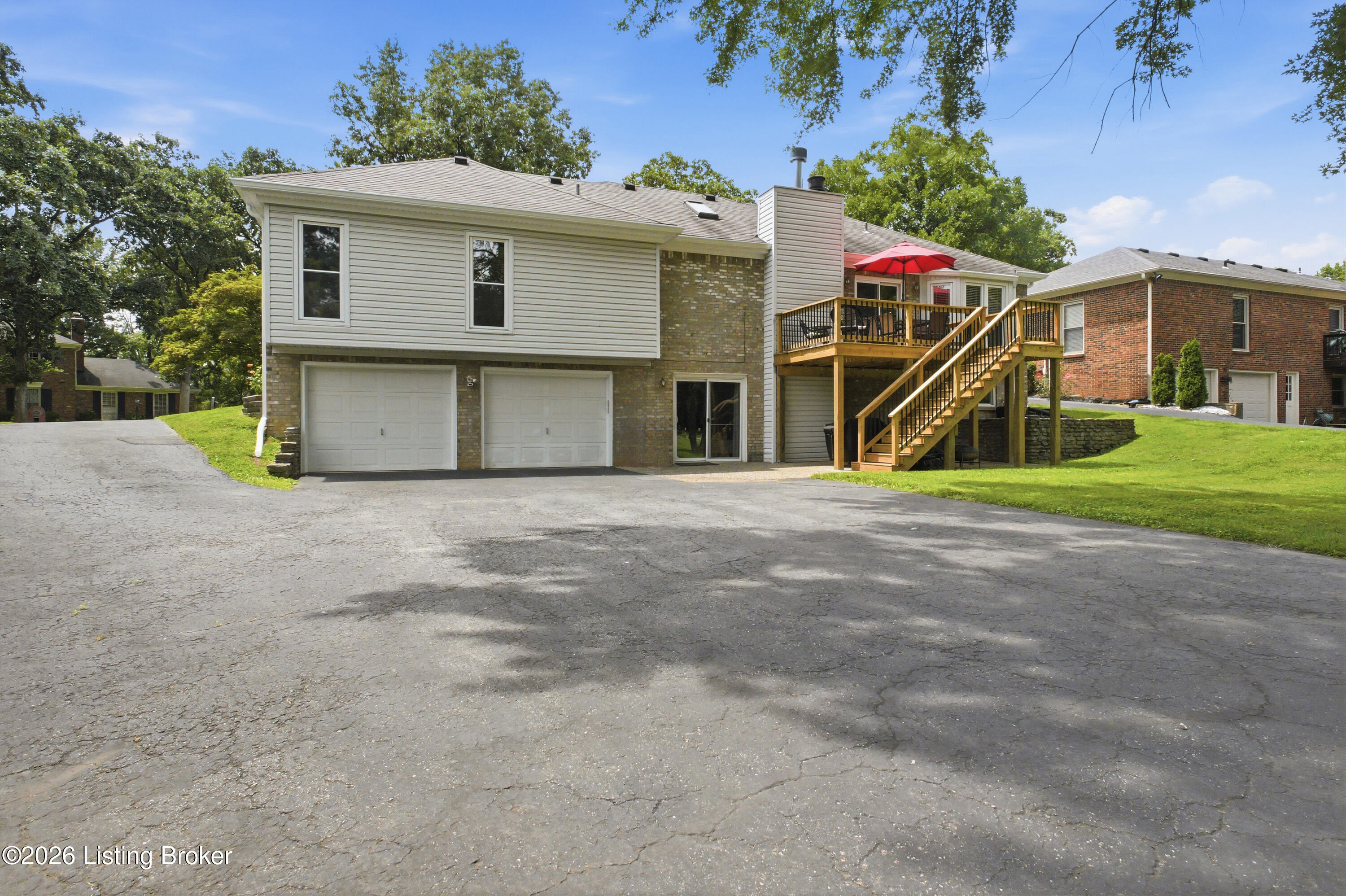 213 Club Oak Ct Property Photo 56