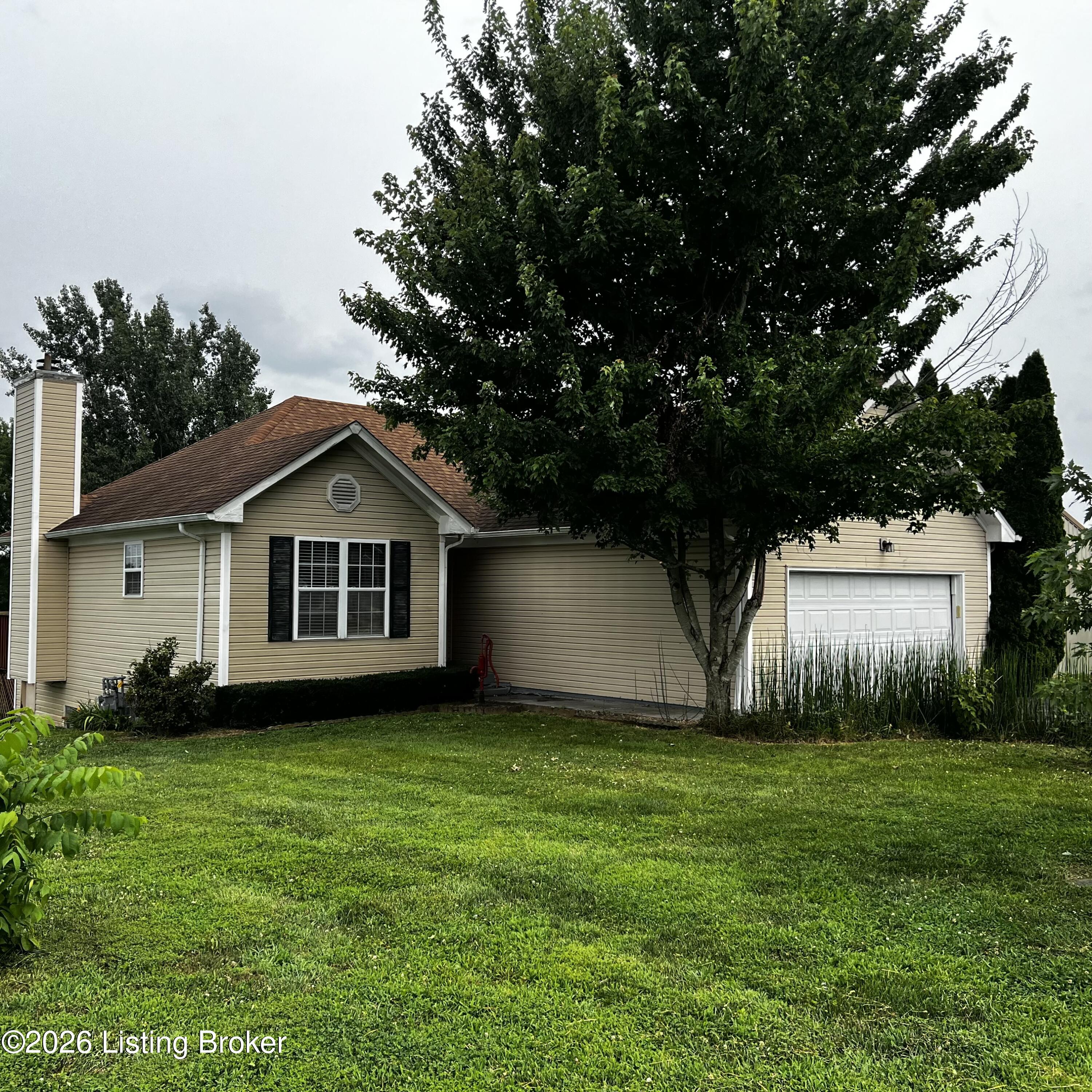111 Springhill Ln Property Photo 1
