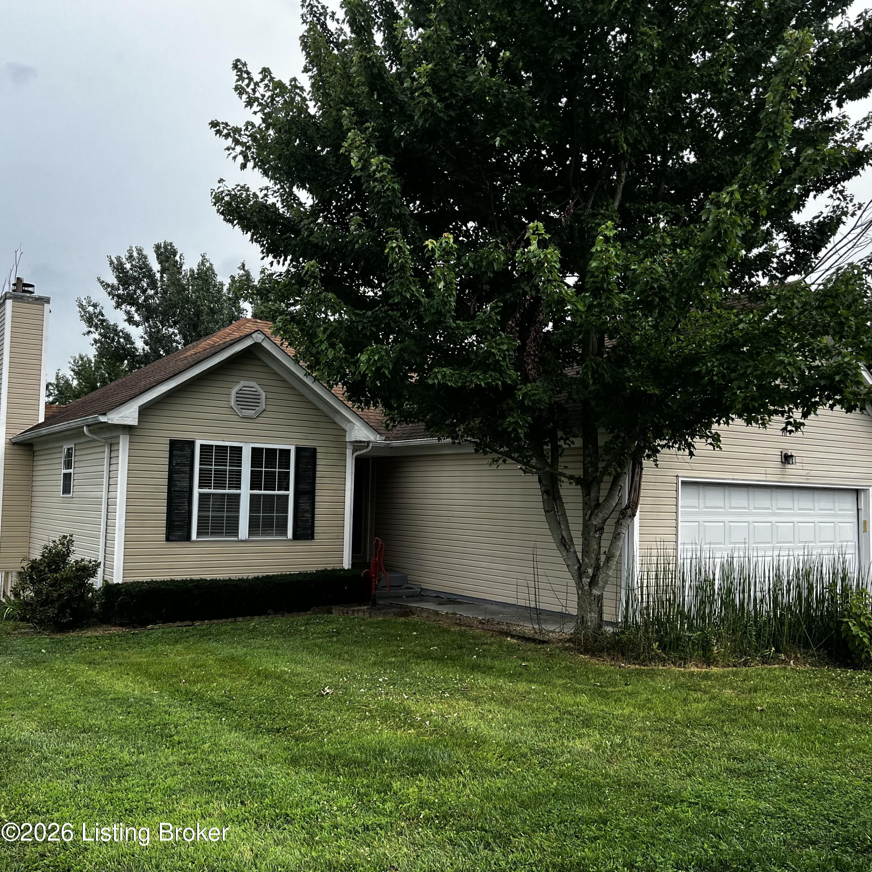 111 Springhill Ln Property Photo 3