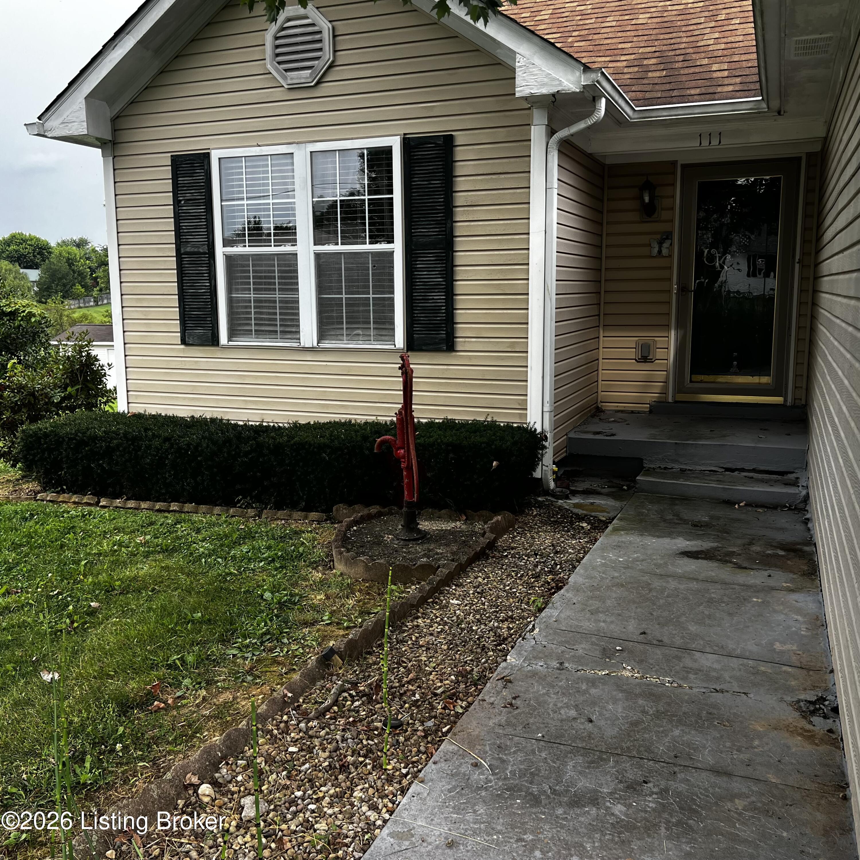 111 Springhill Ln Property Photo 9