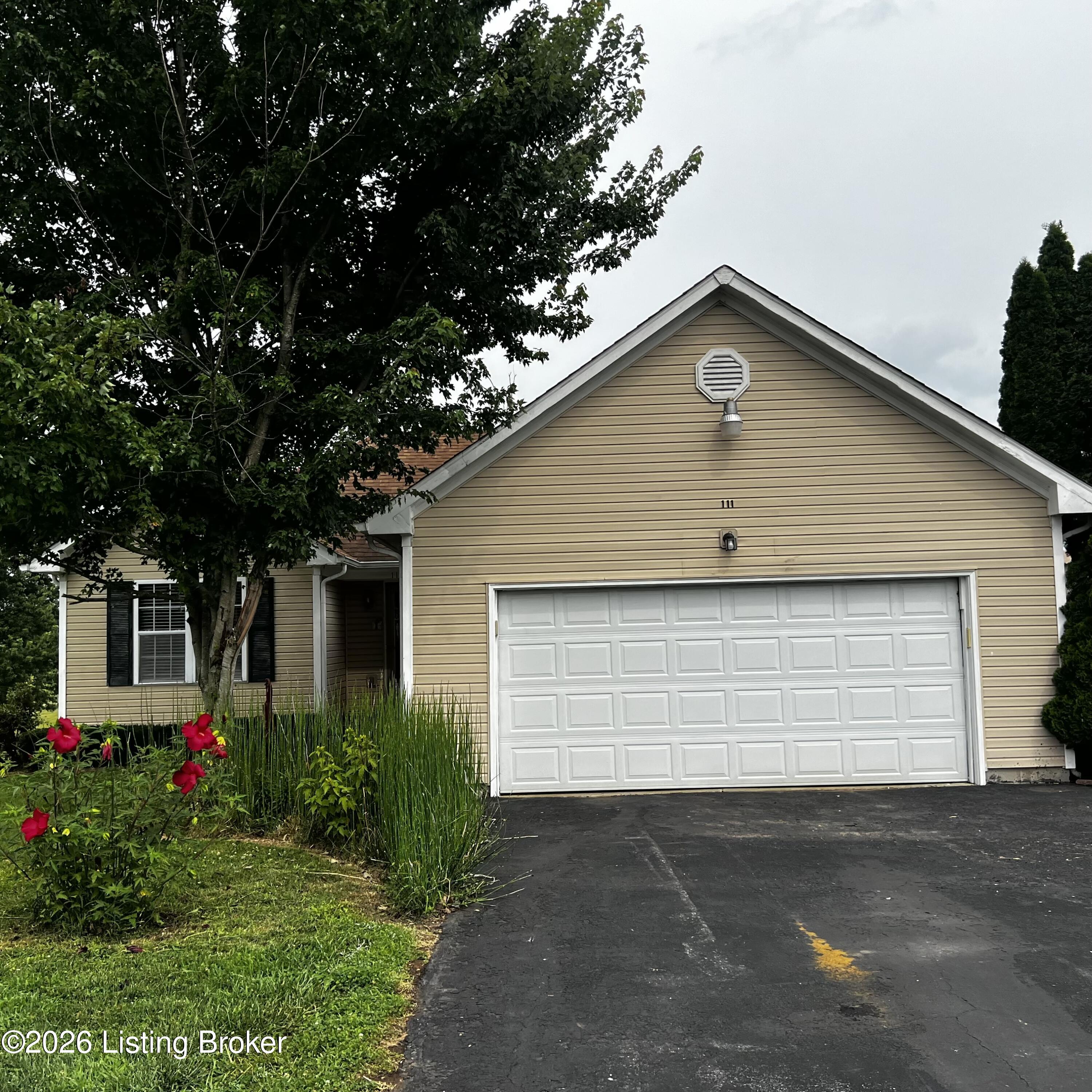 111 Springhill Ln Property Photo 10