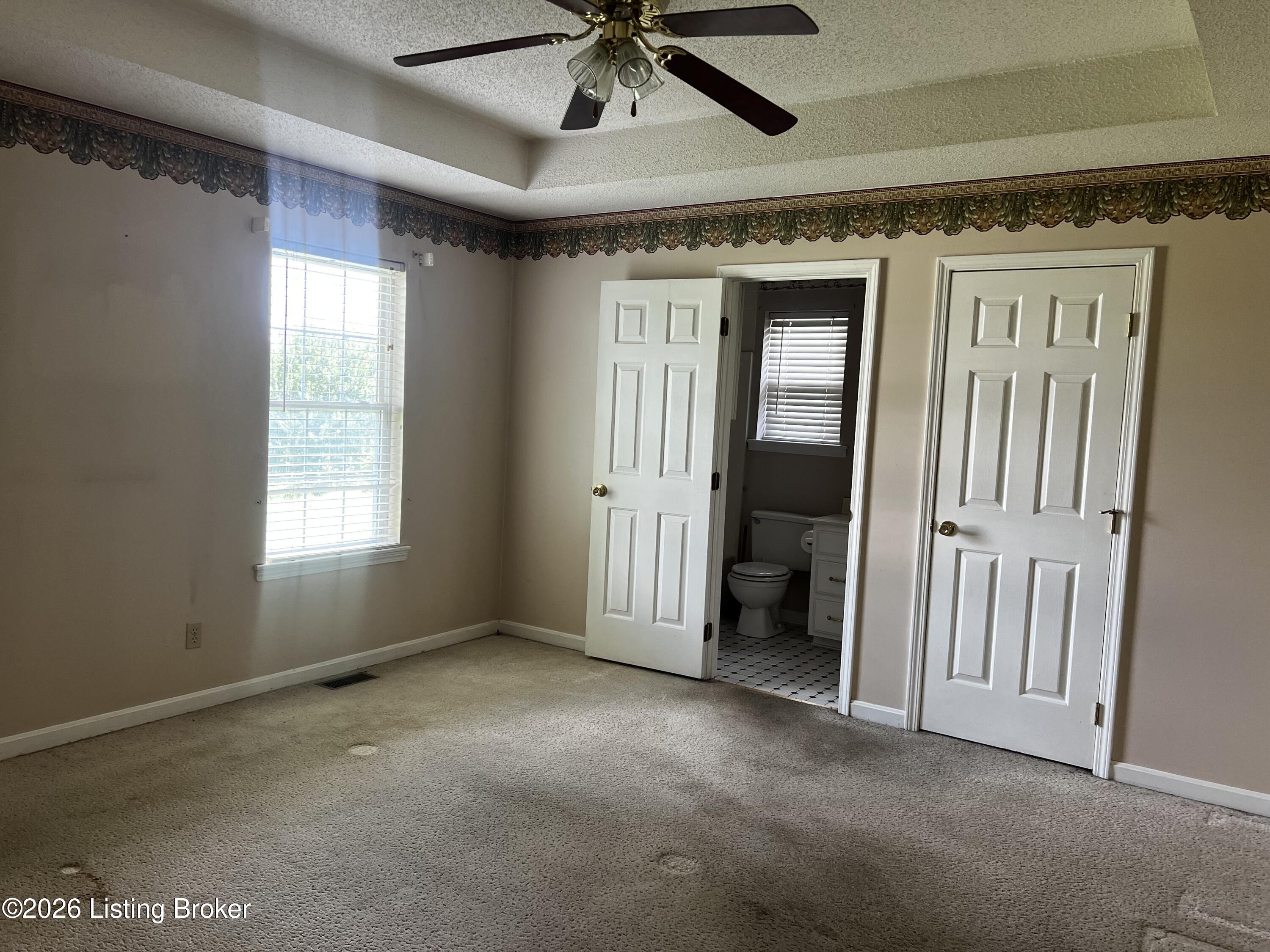 111 Springhill Ln Property Photo 23
