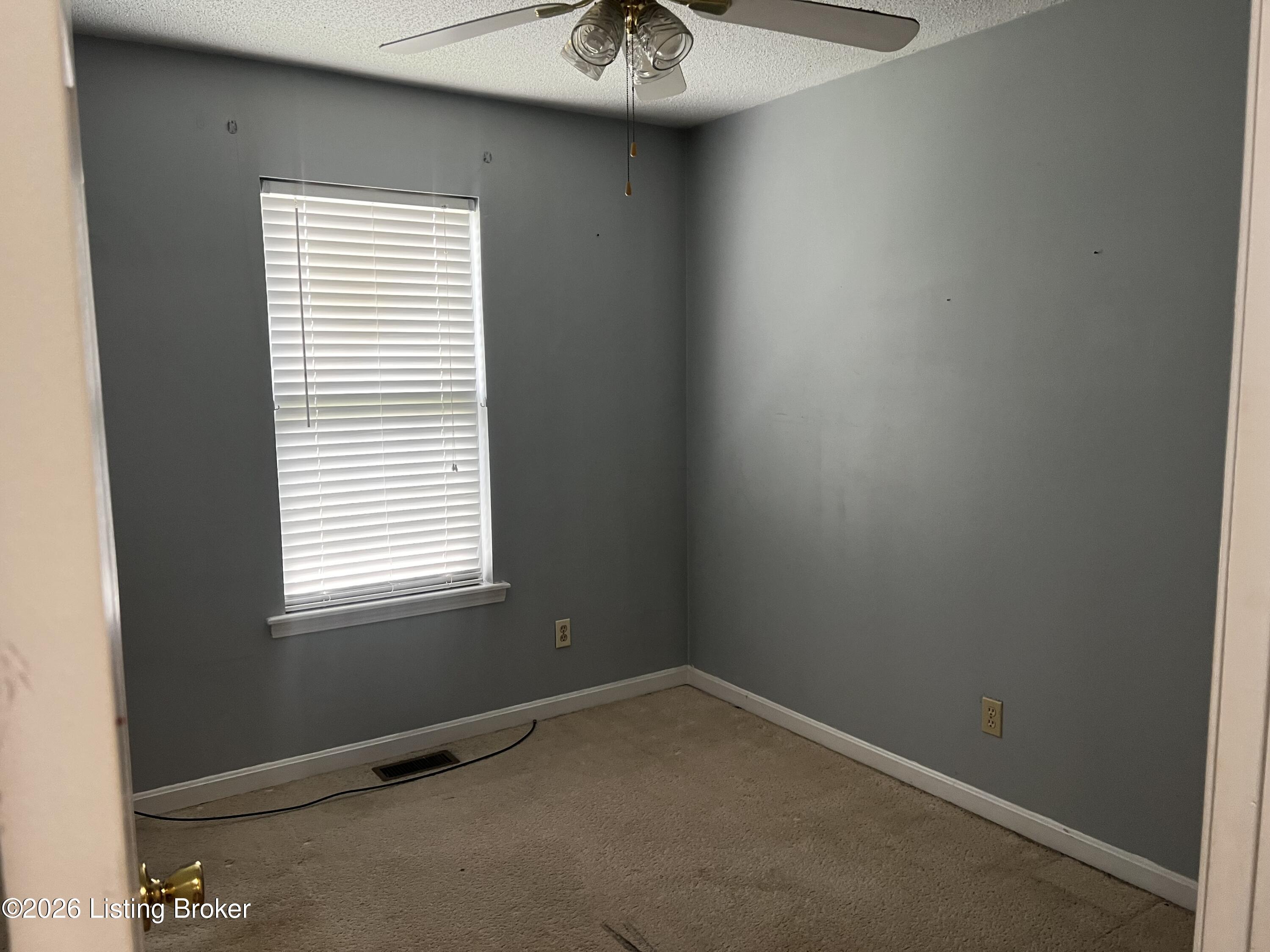 111 Springhill Ln Property Photo 25