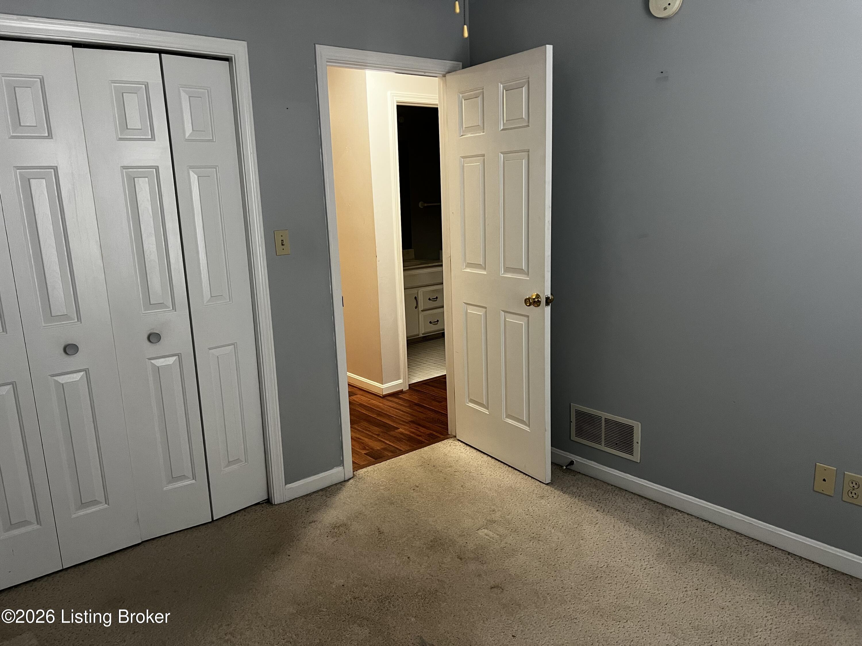 111 Springhill Ln Property Photo 26