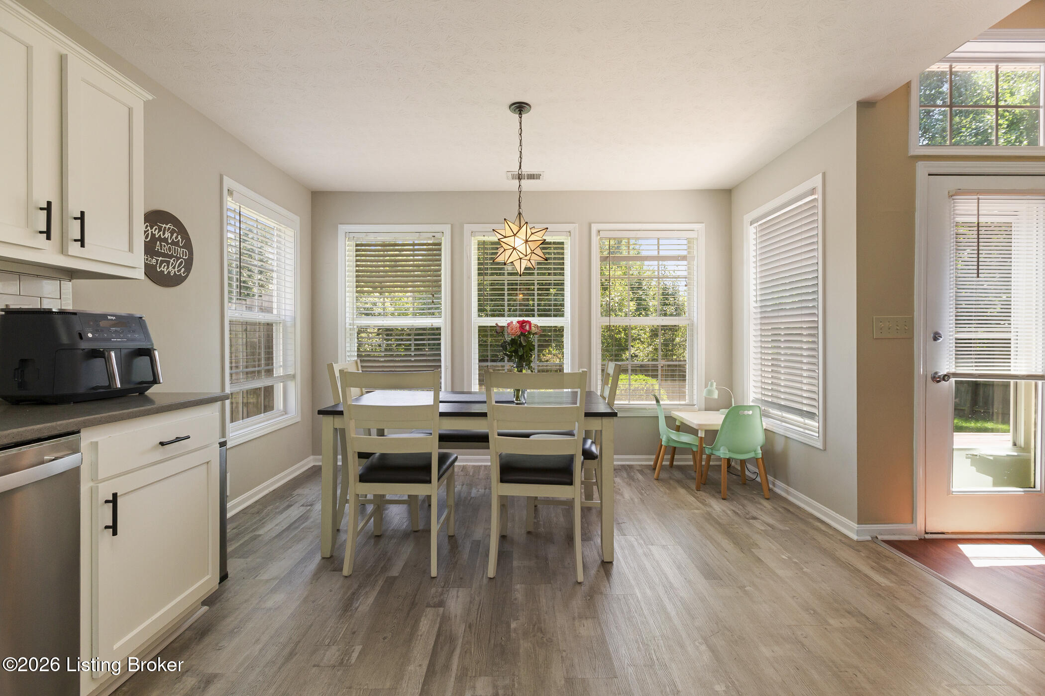 1208 Beckley Hills Ct Property Photo 8
