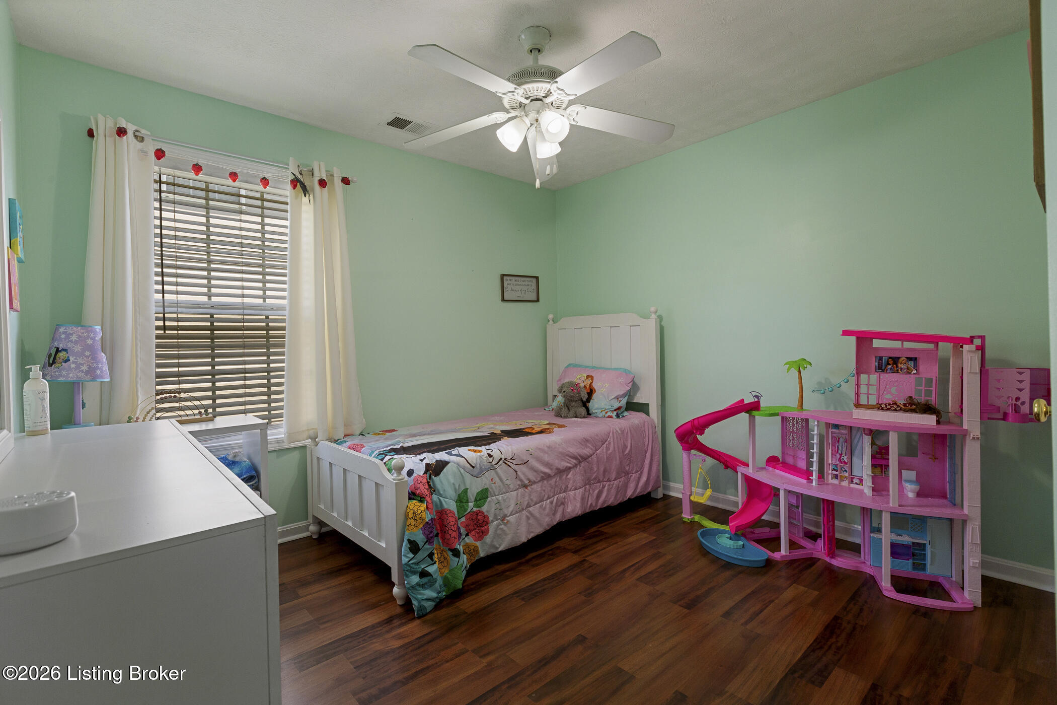1208 Beckley Hills Ct Property Photo 12