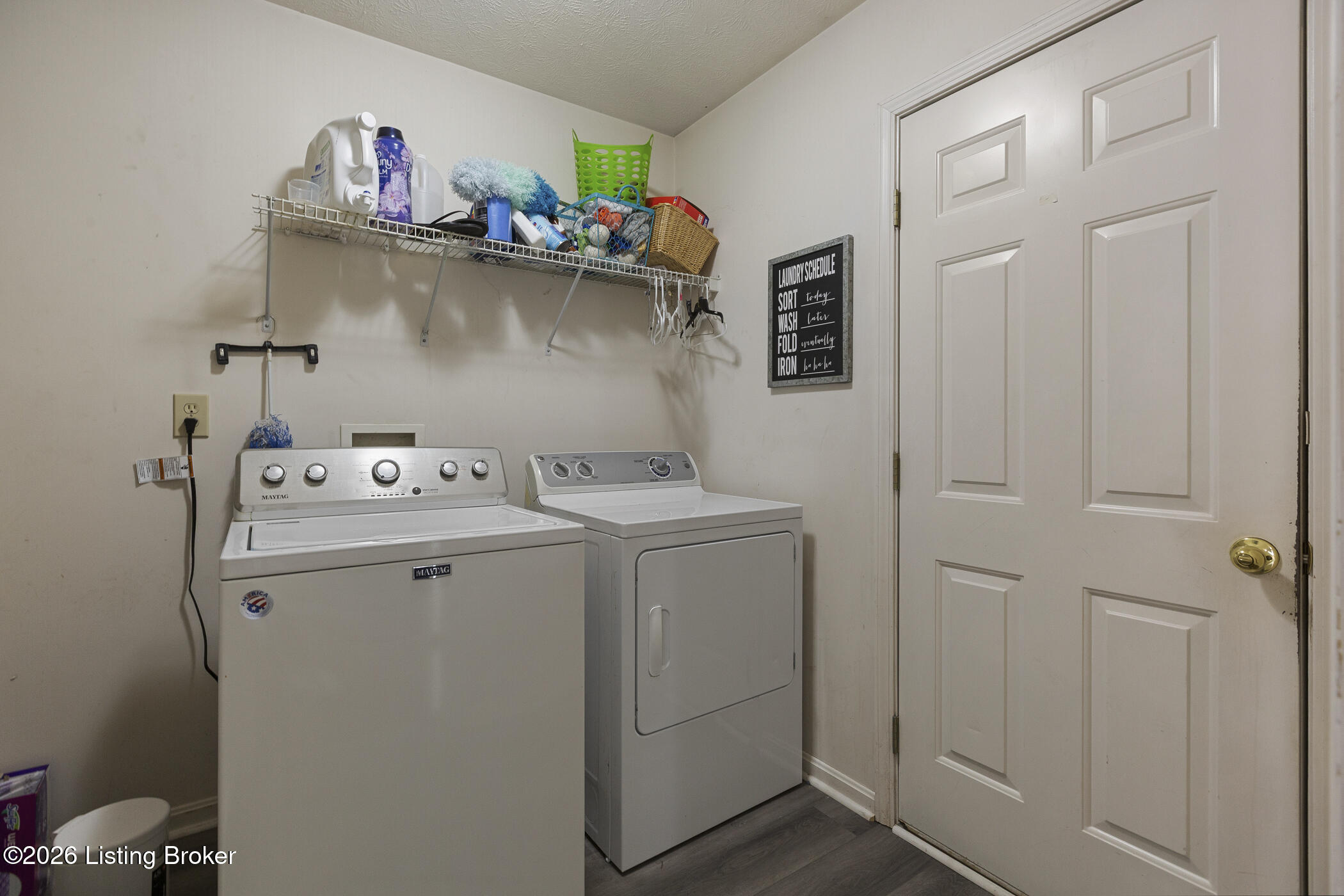 1208 Beckley Hills Ct Property Photo 17