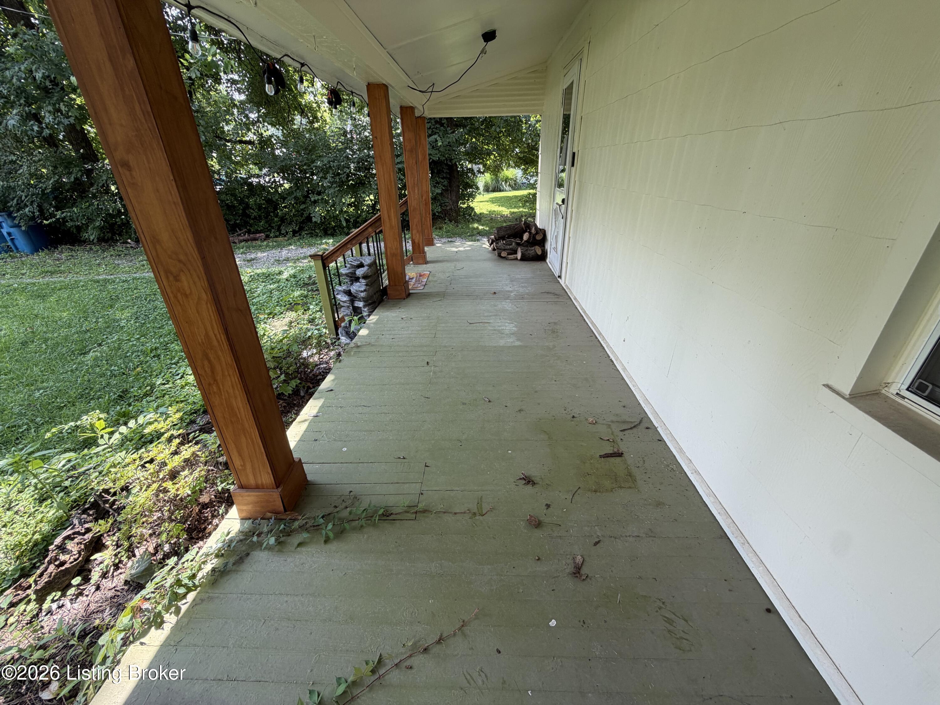 406 Evergreen Rd Property Photo 8