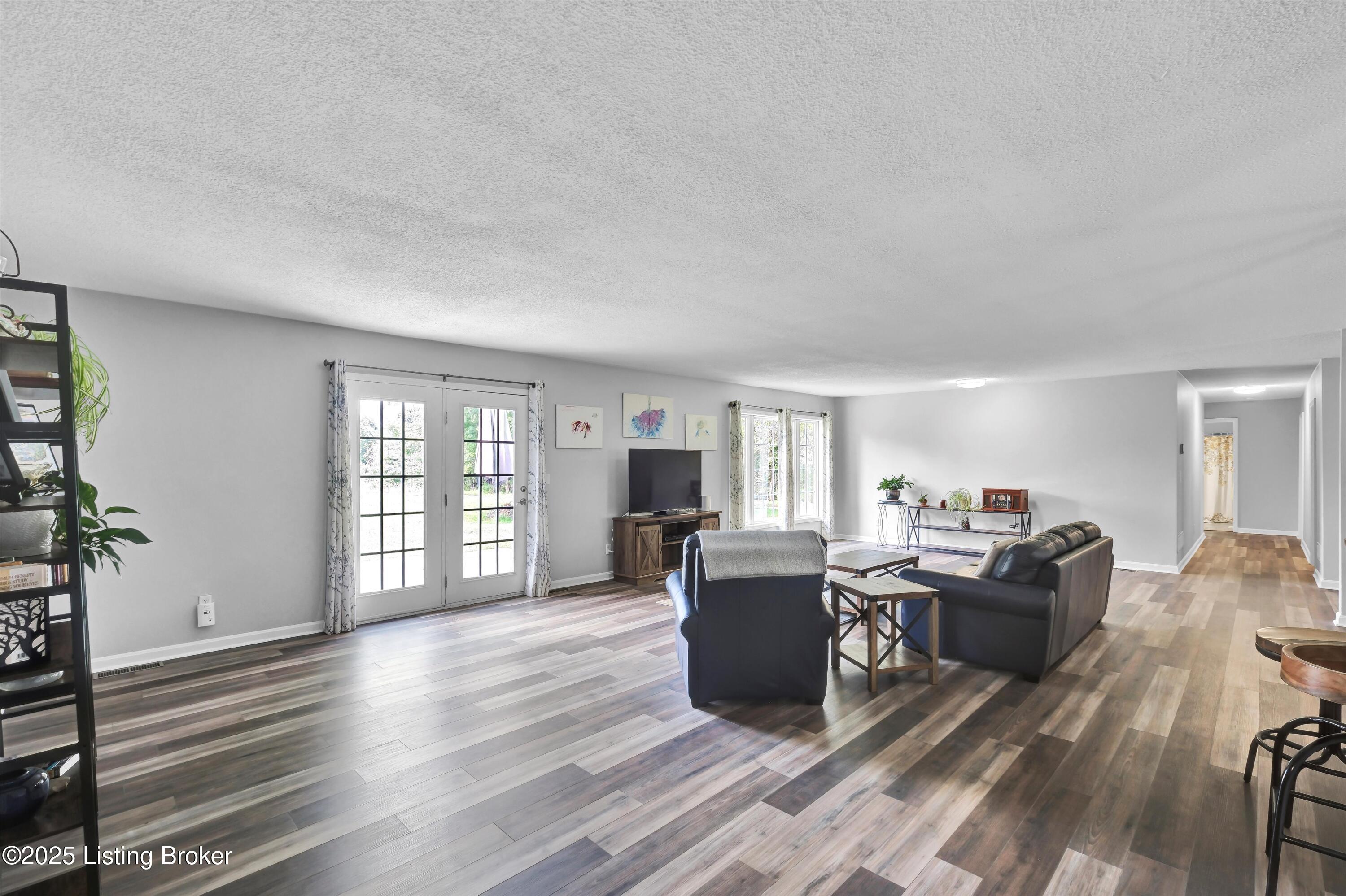 4612 Glenarm Rd Property Photo 6