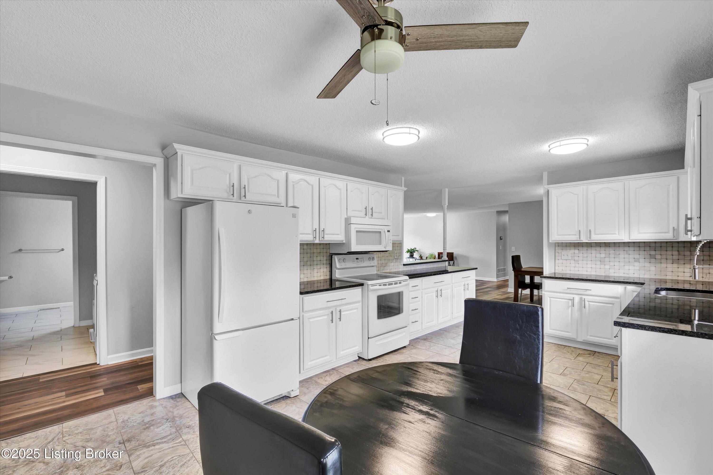 4612 Glenarm Rd Property Photo 15