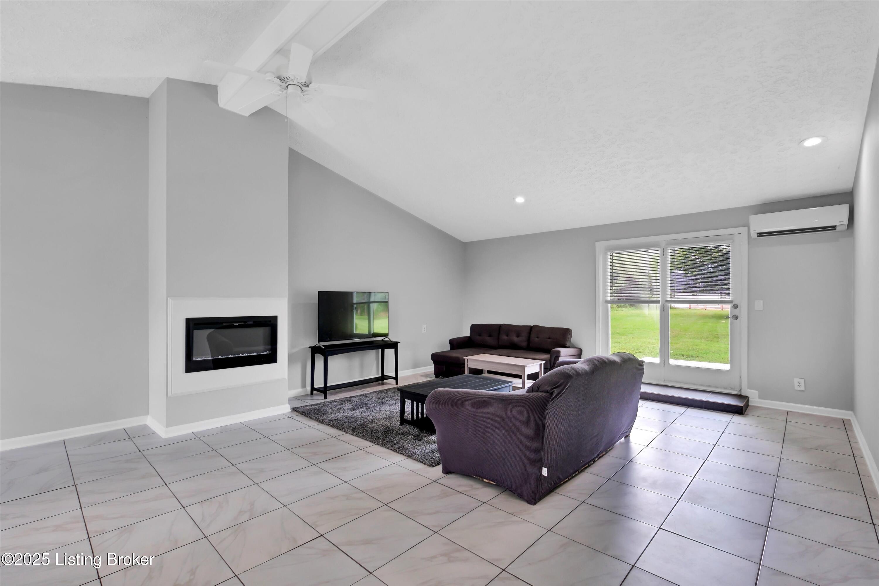 4612 Glenarm Rd Property Photo 42