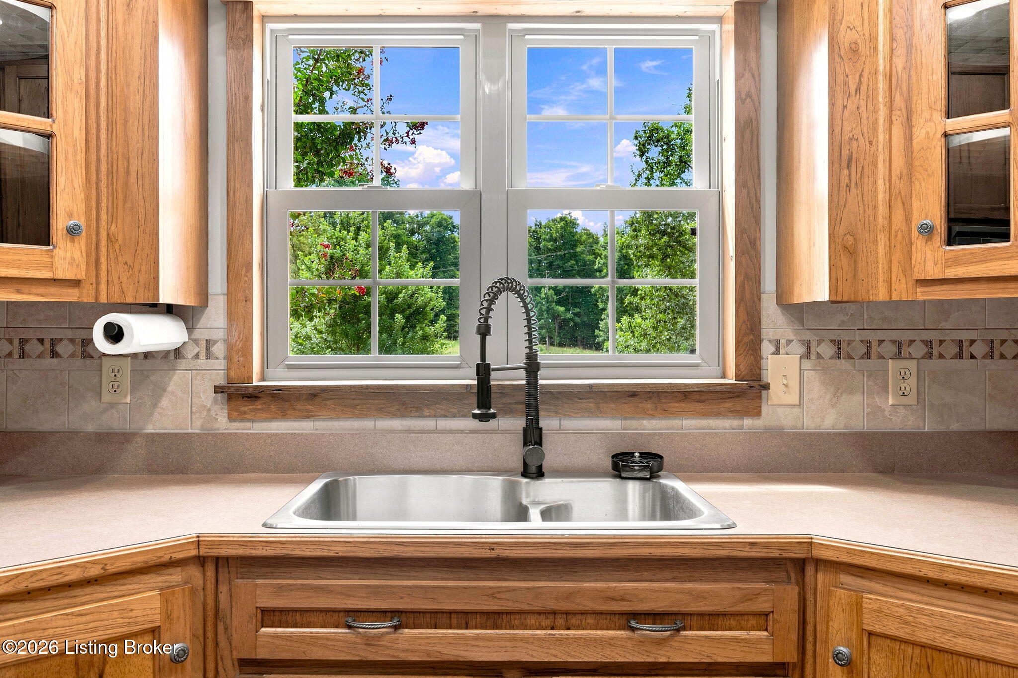 1109 Halifax Rd Property Photo 2