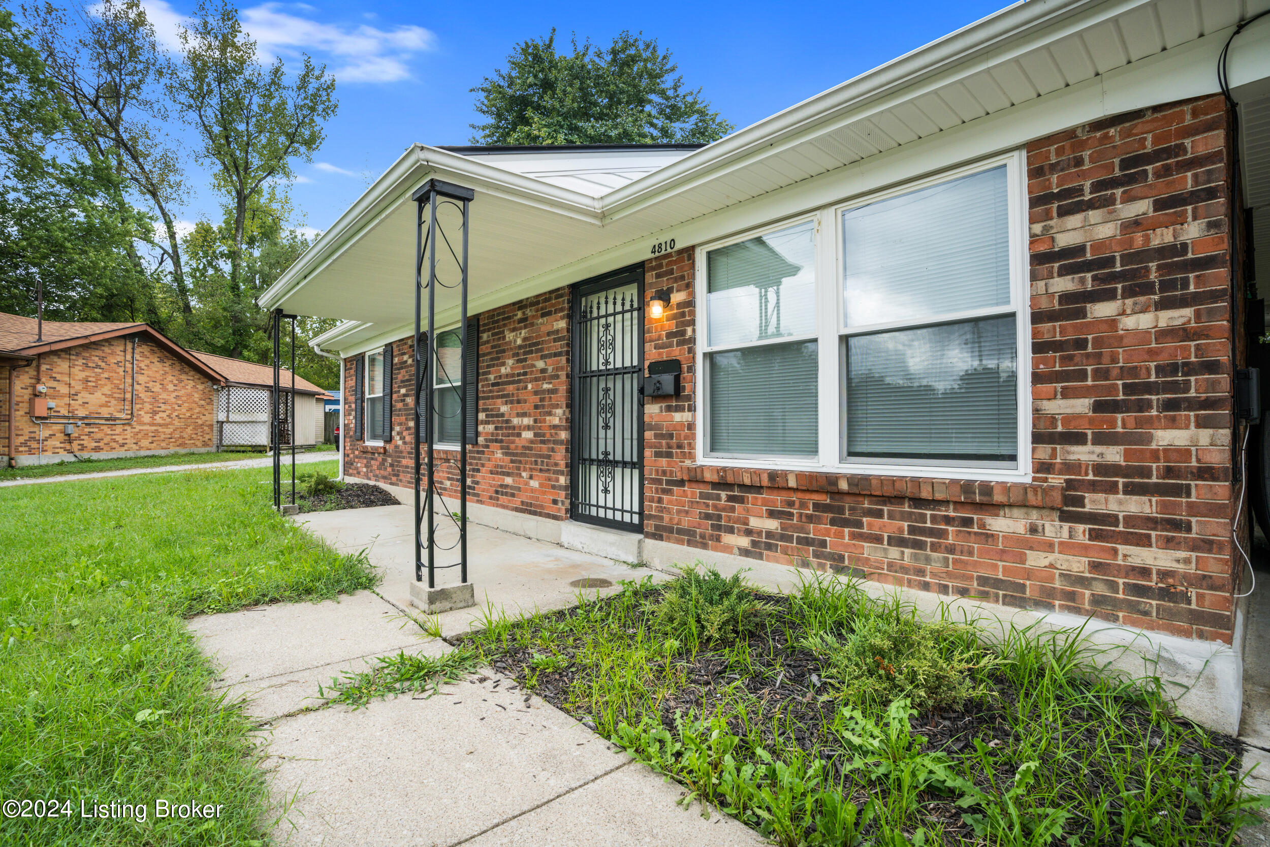 4810 Guy Dr Property Photo 2