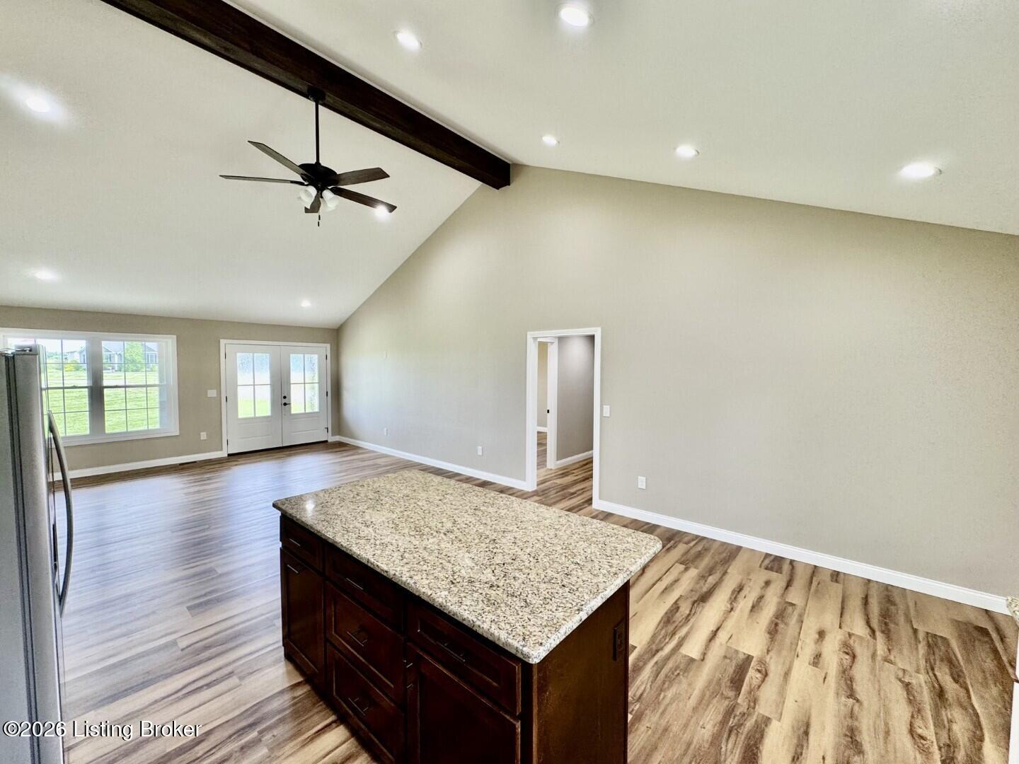 100 Foster Ln Property Photo 8