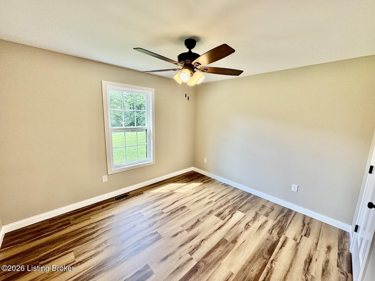 100 Foster Ln Property Photo 18