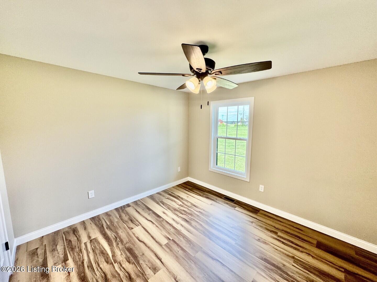 100 Foster Ln Property Photo 21