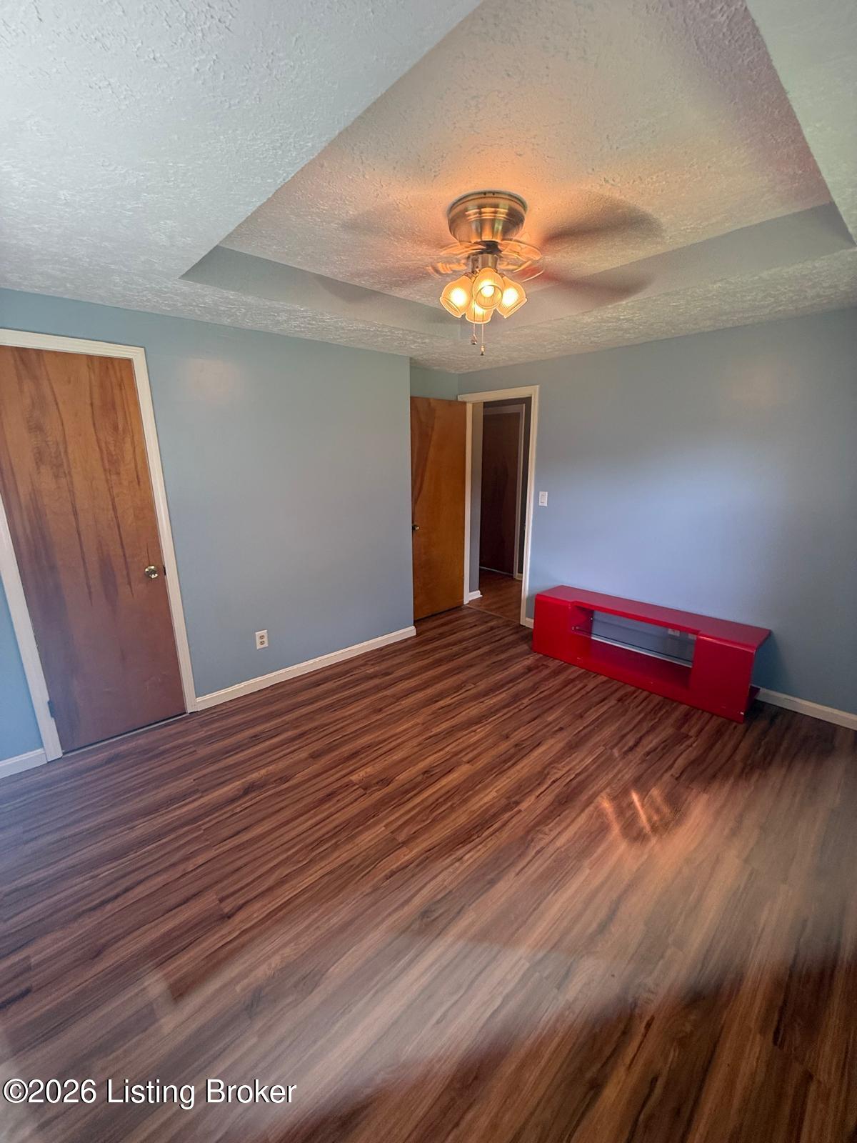 5411 Fennel Ct Property Photo 7