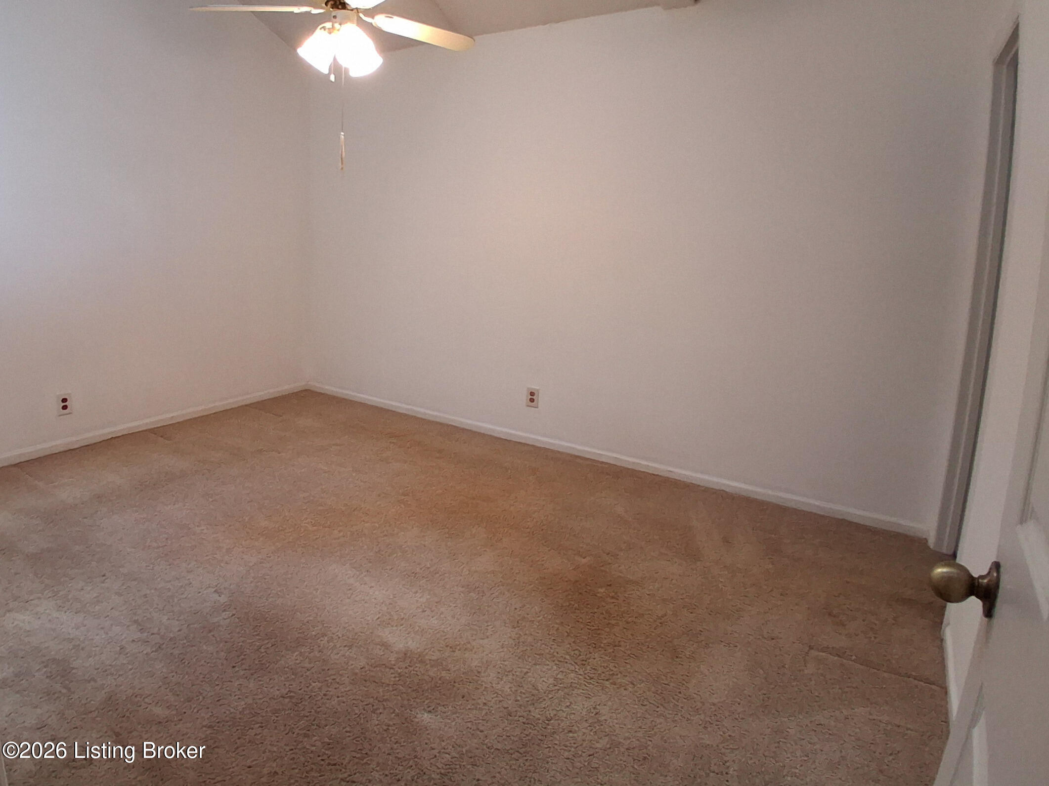 2510 Cambridge Dr Property Photo 16