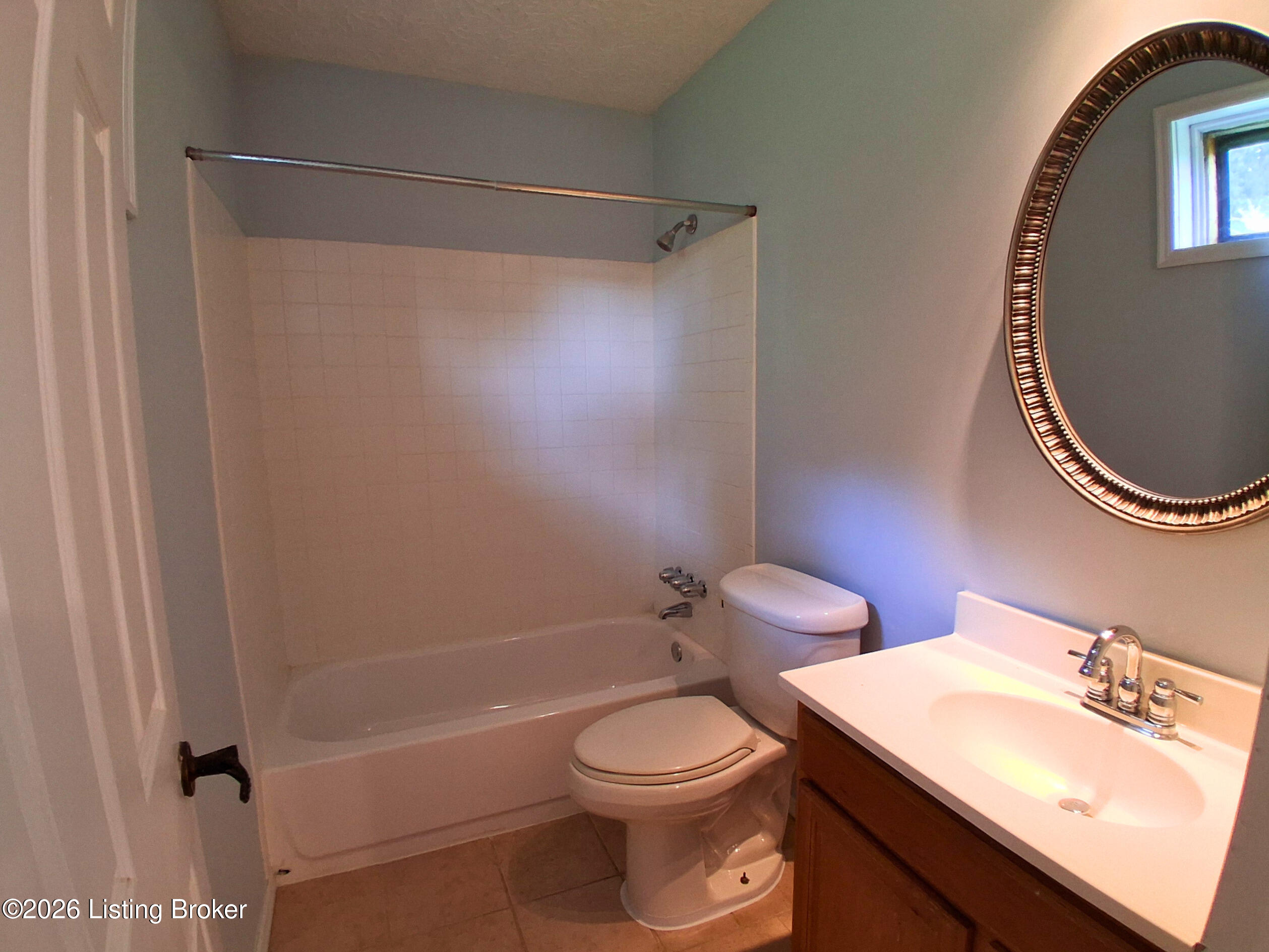 2510 Cambridge Dr Property Photo 17