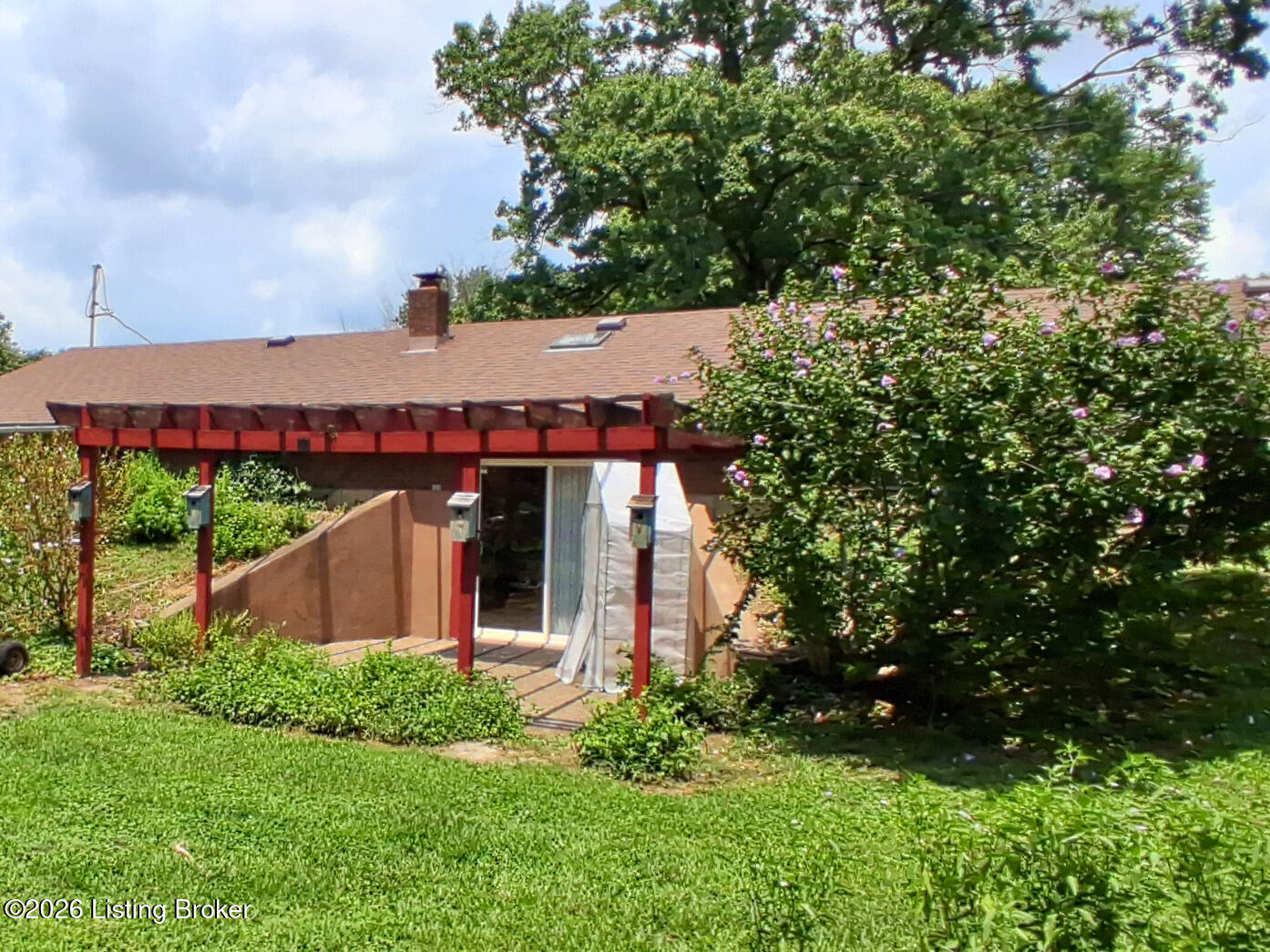2510 Cambridge Dr Property Photo 24