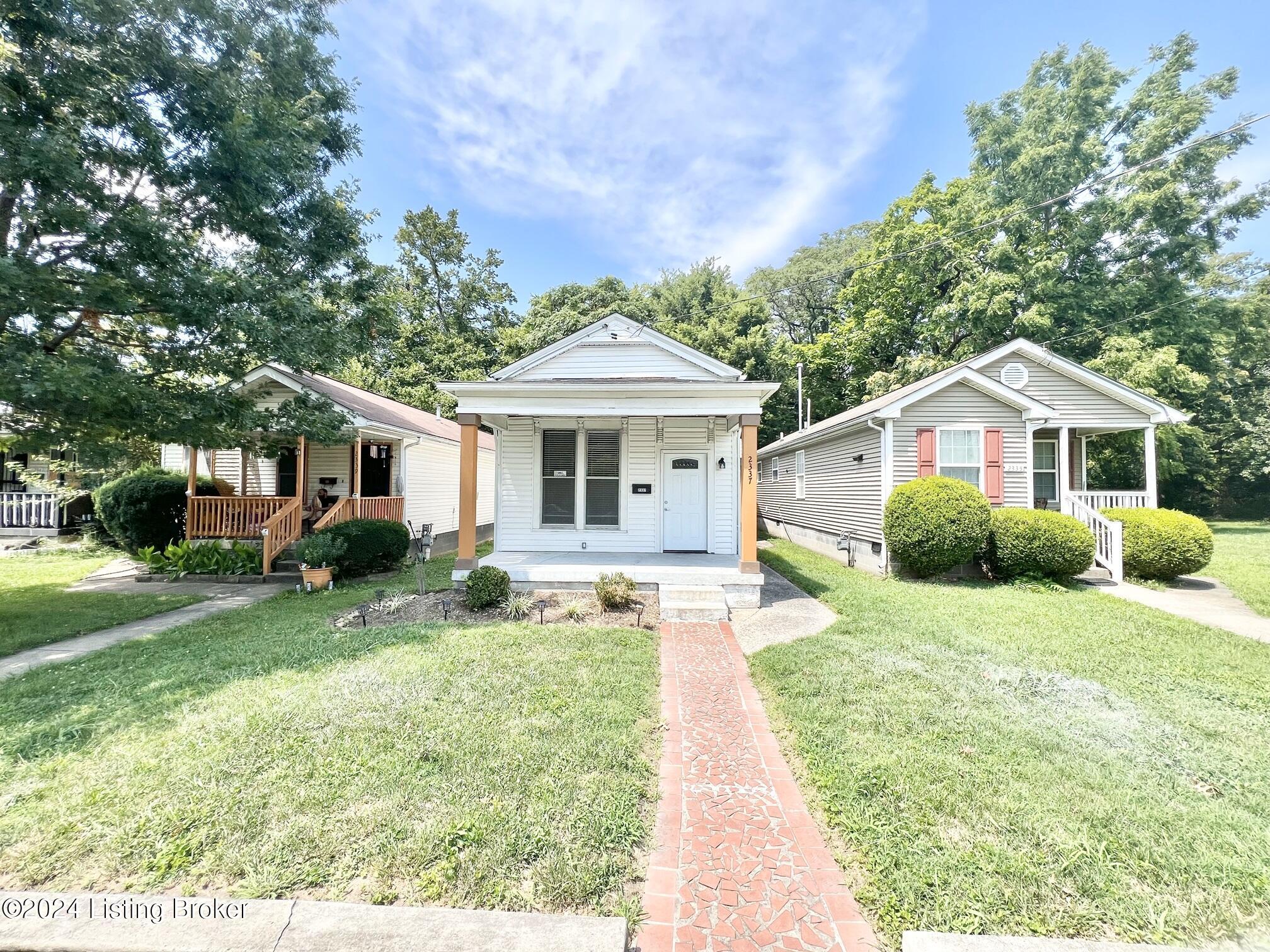 2337 Magazine St Property Photo 5