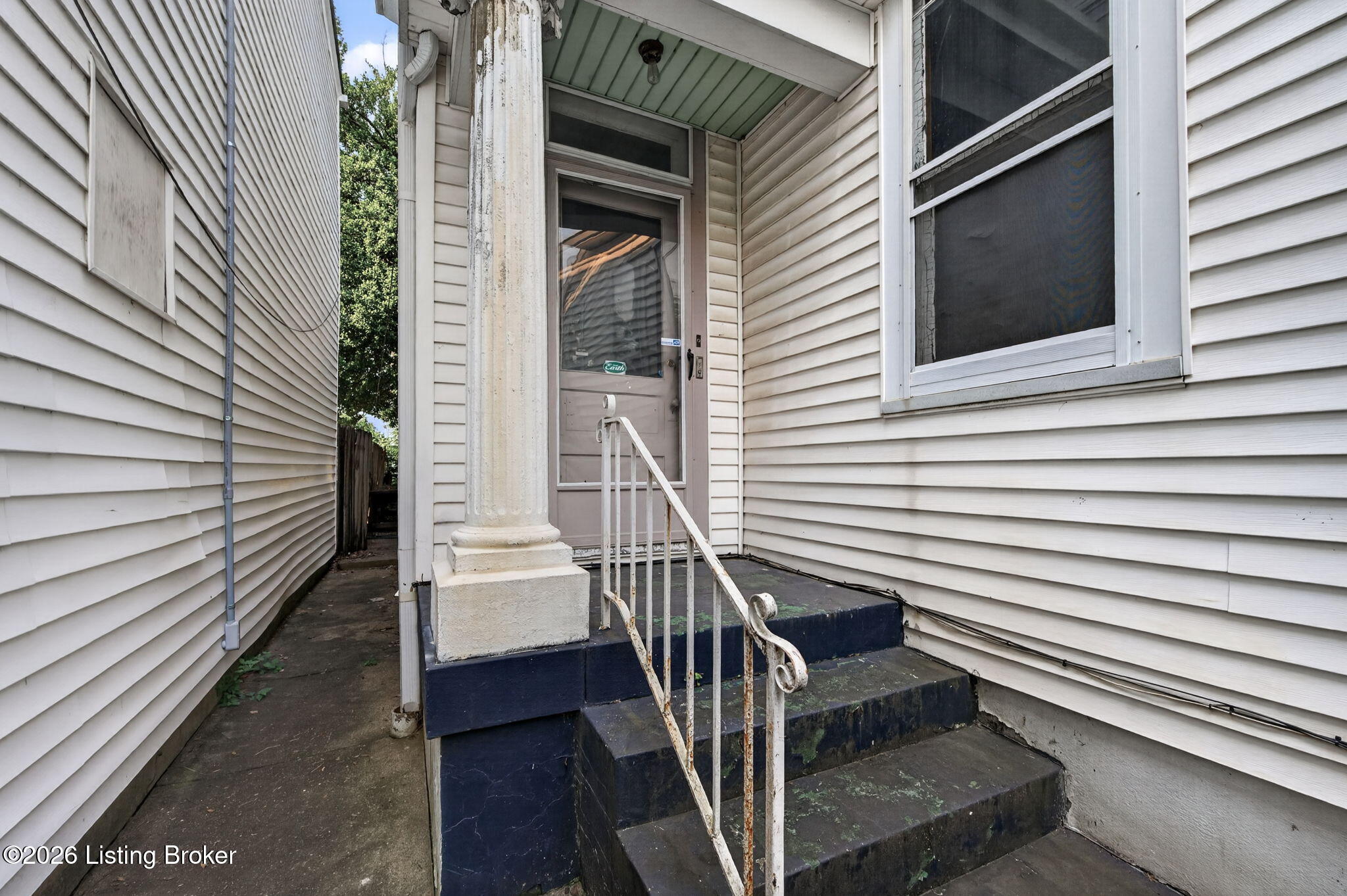 1112 Milton St Property Photo 21