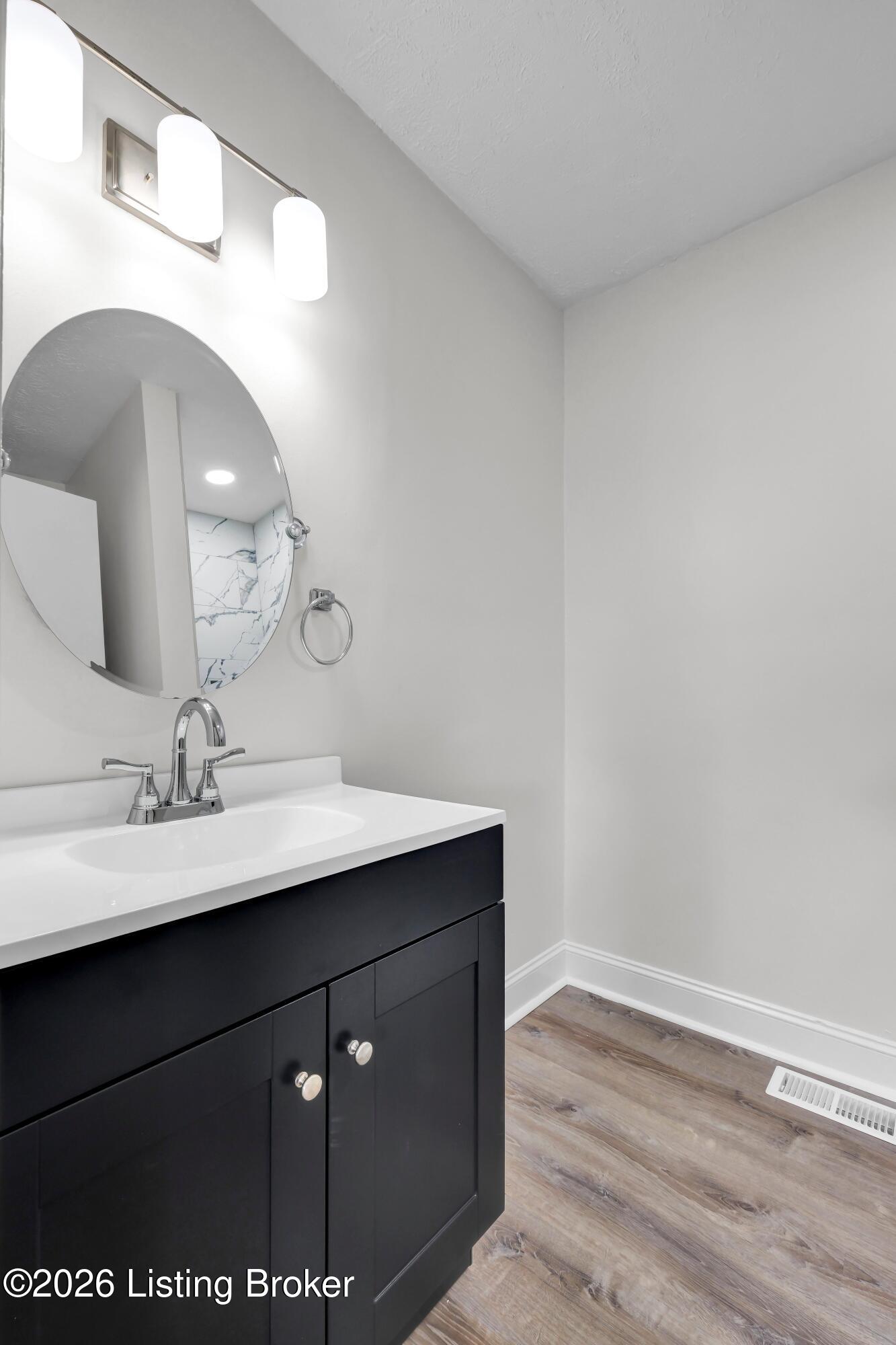 4300 Blue Sky Ct Property Photo 18