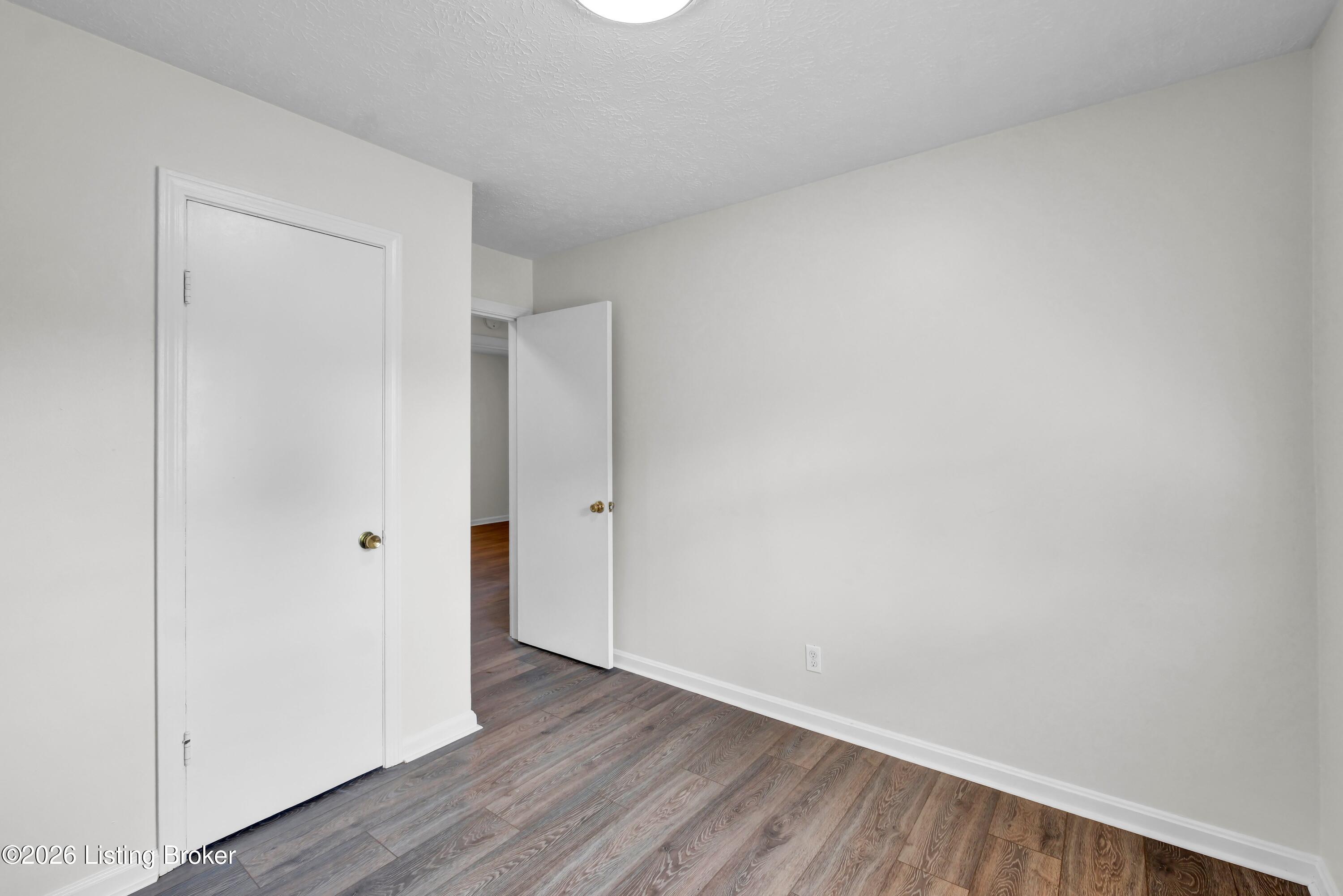 4300 Blue Sky Ct Property Photo 25