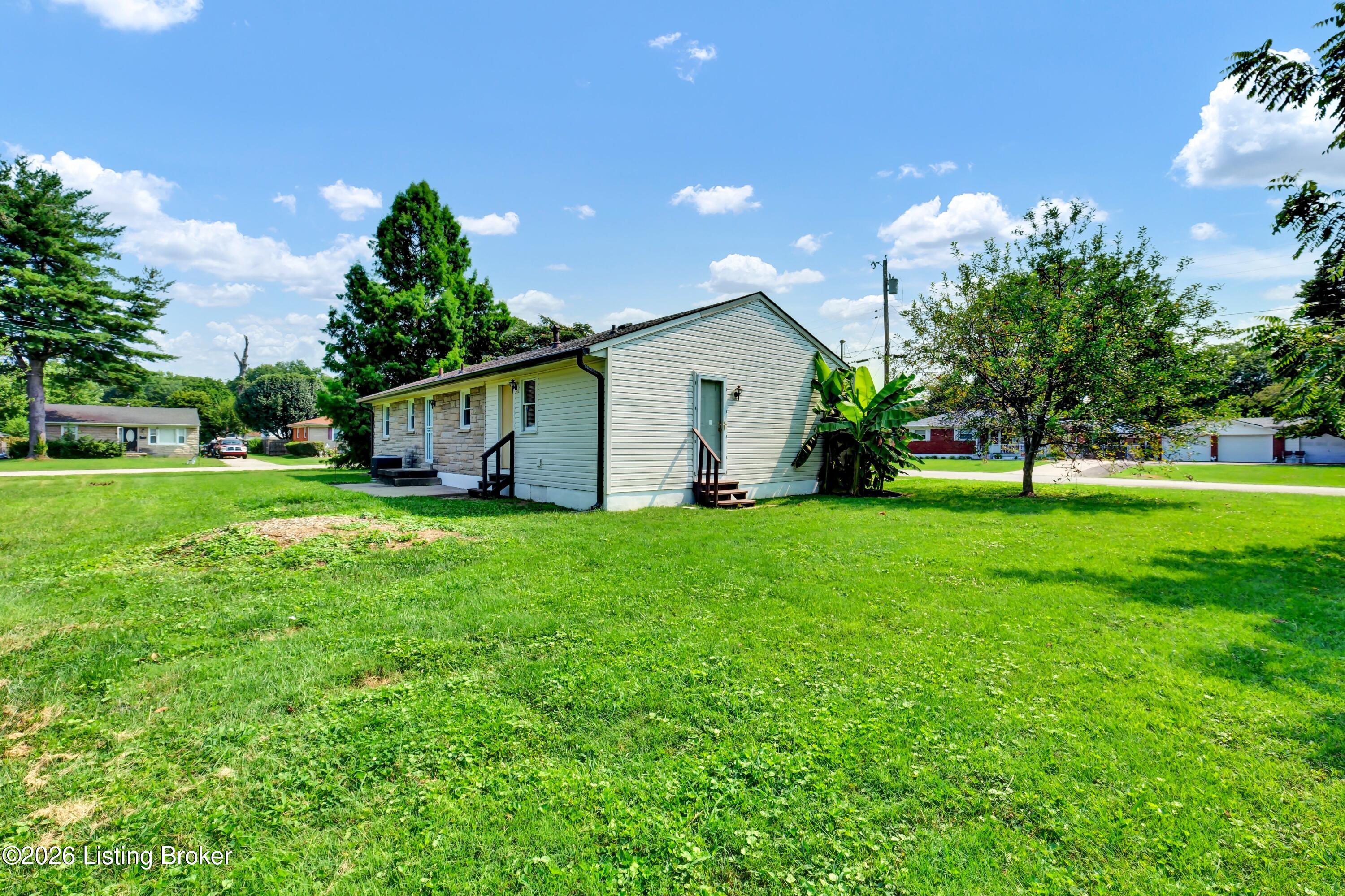 4300 Blue Sky Ct Property Photo 31