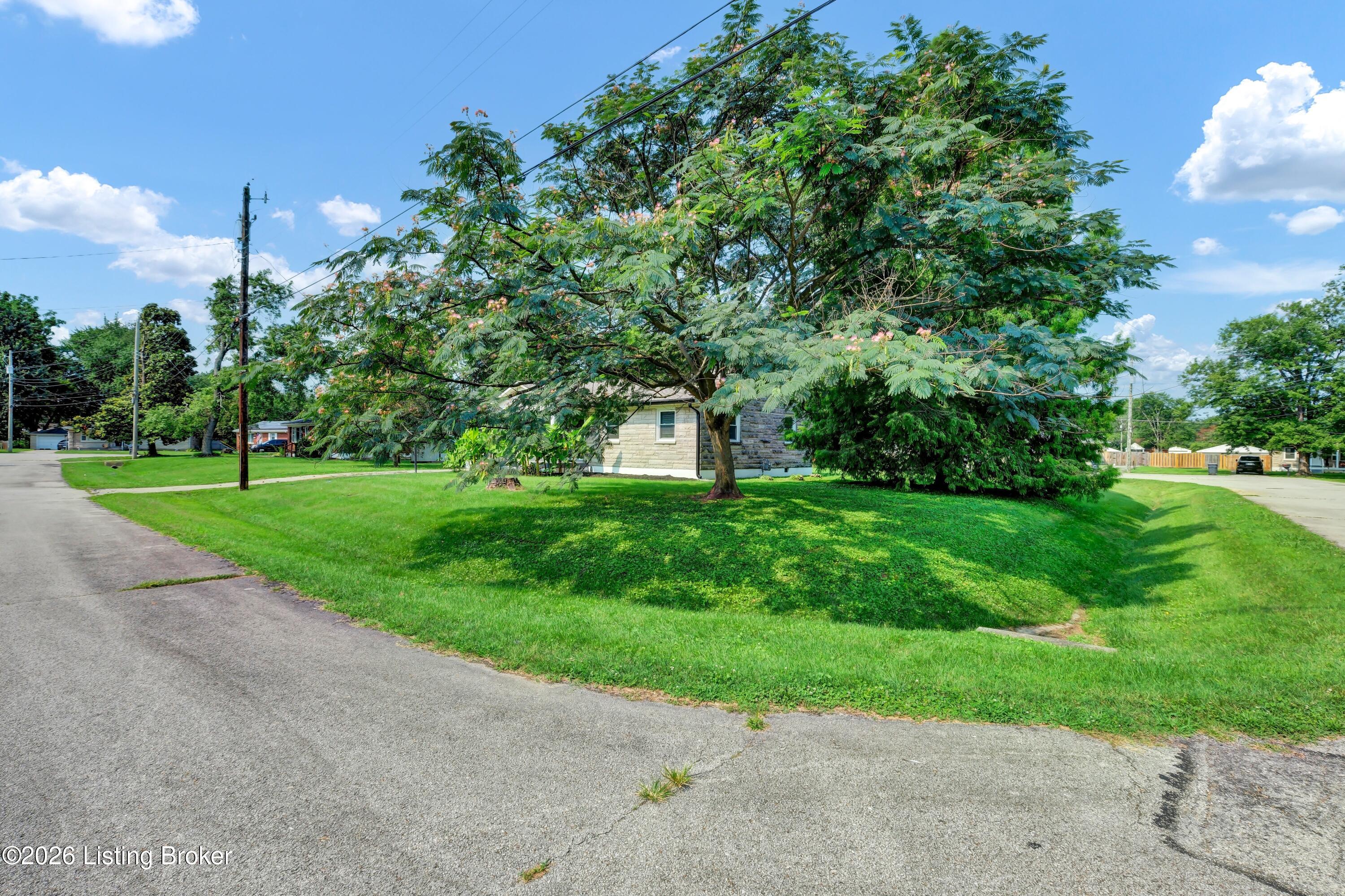 4300 Blue Sky Ct Property Photo 33
