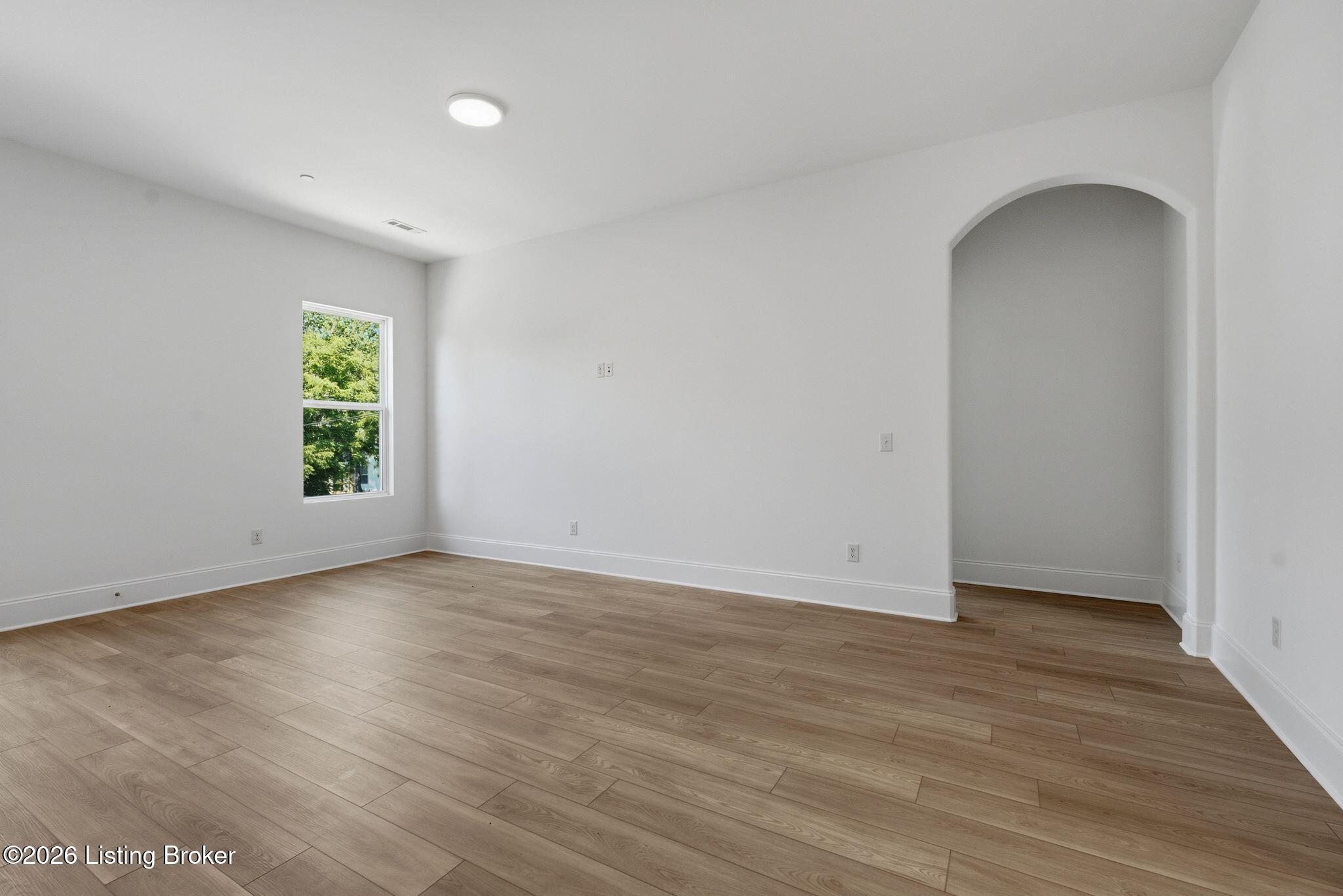 1012 Pinnacle Way Property Photo 6