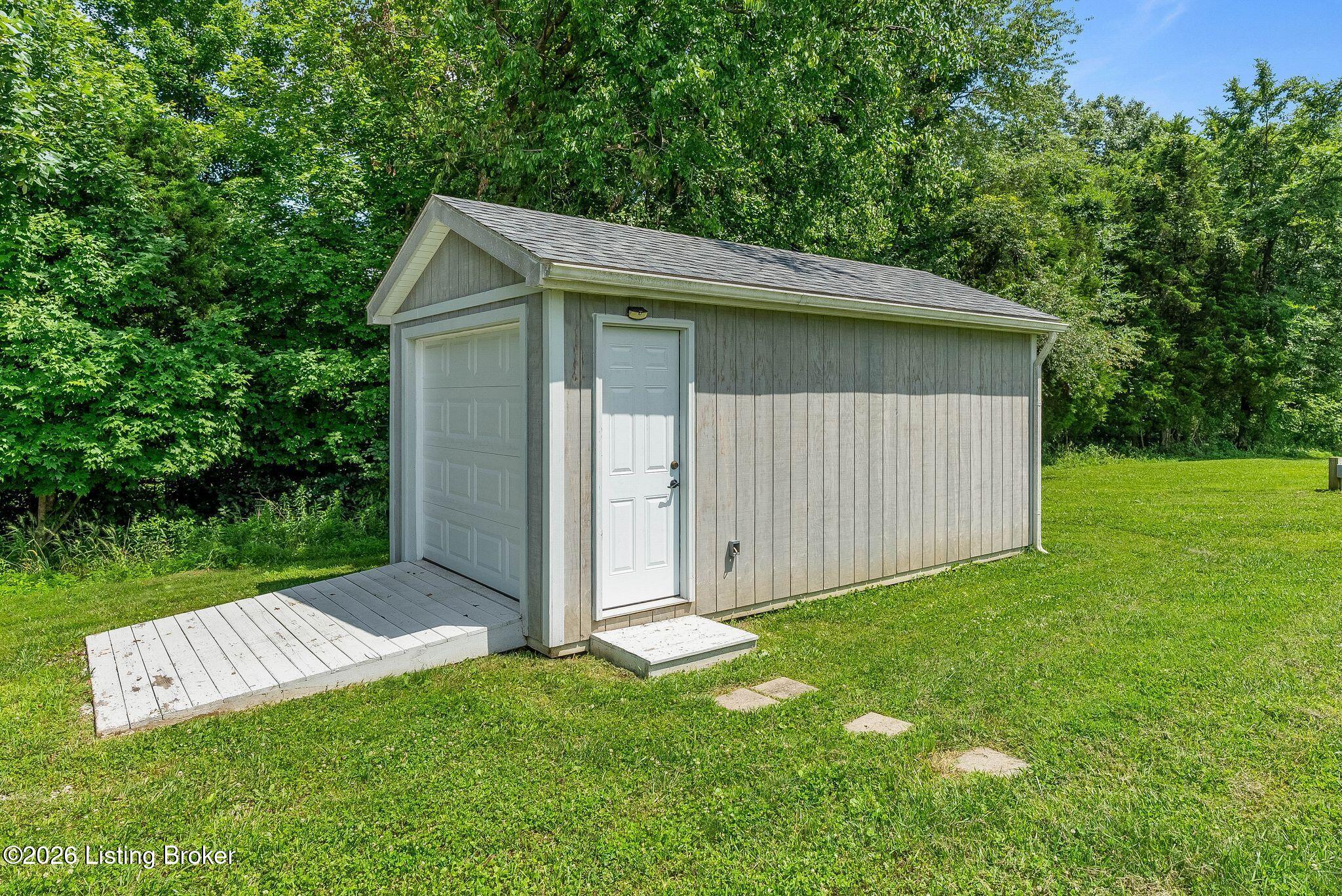 260 Solitude Way Property Photo 17