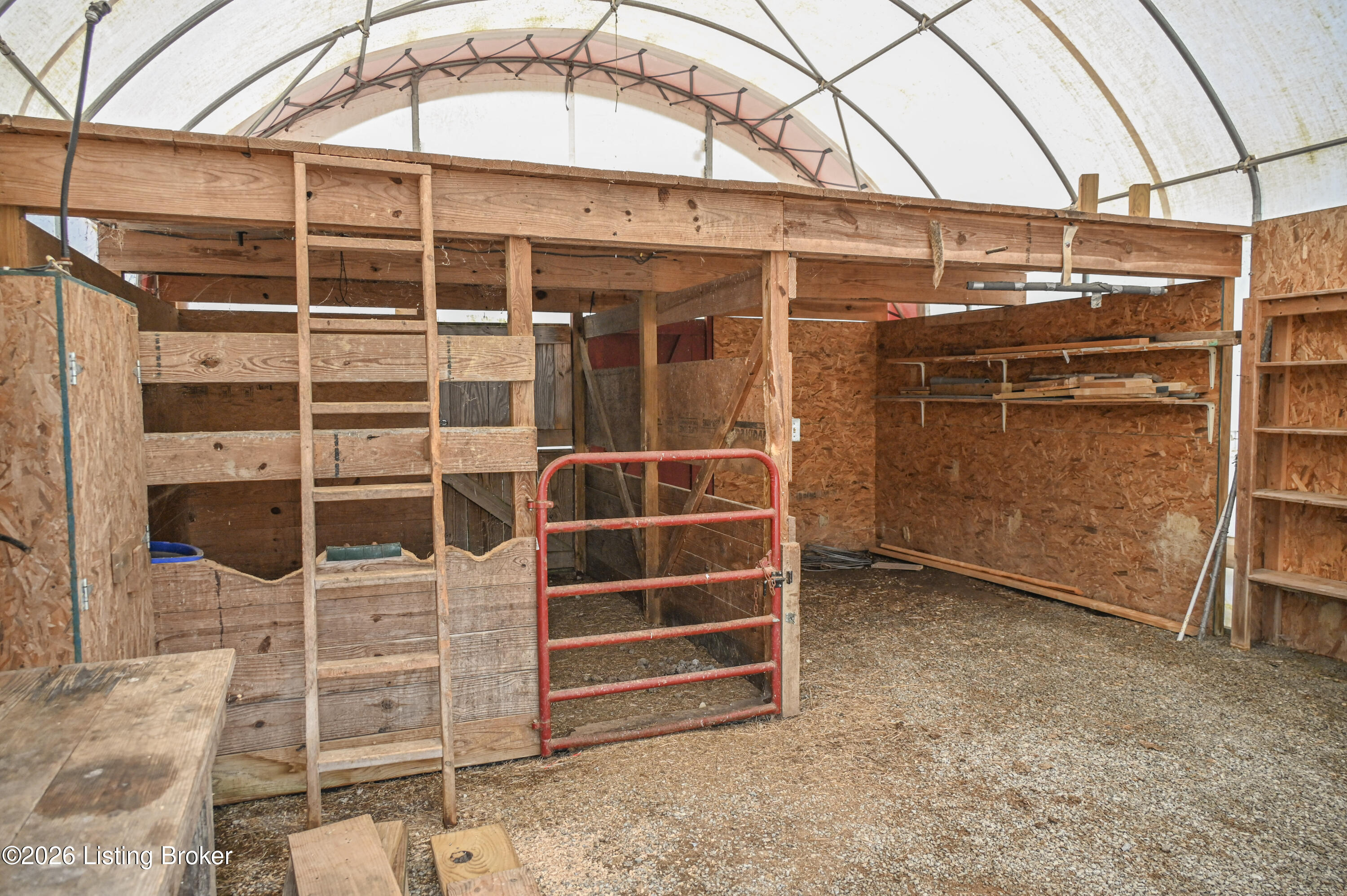 4555 Ky-433 Property Photo 39
