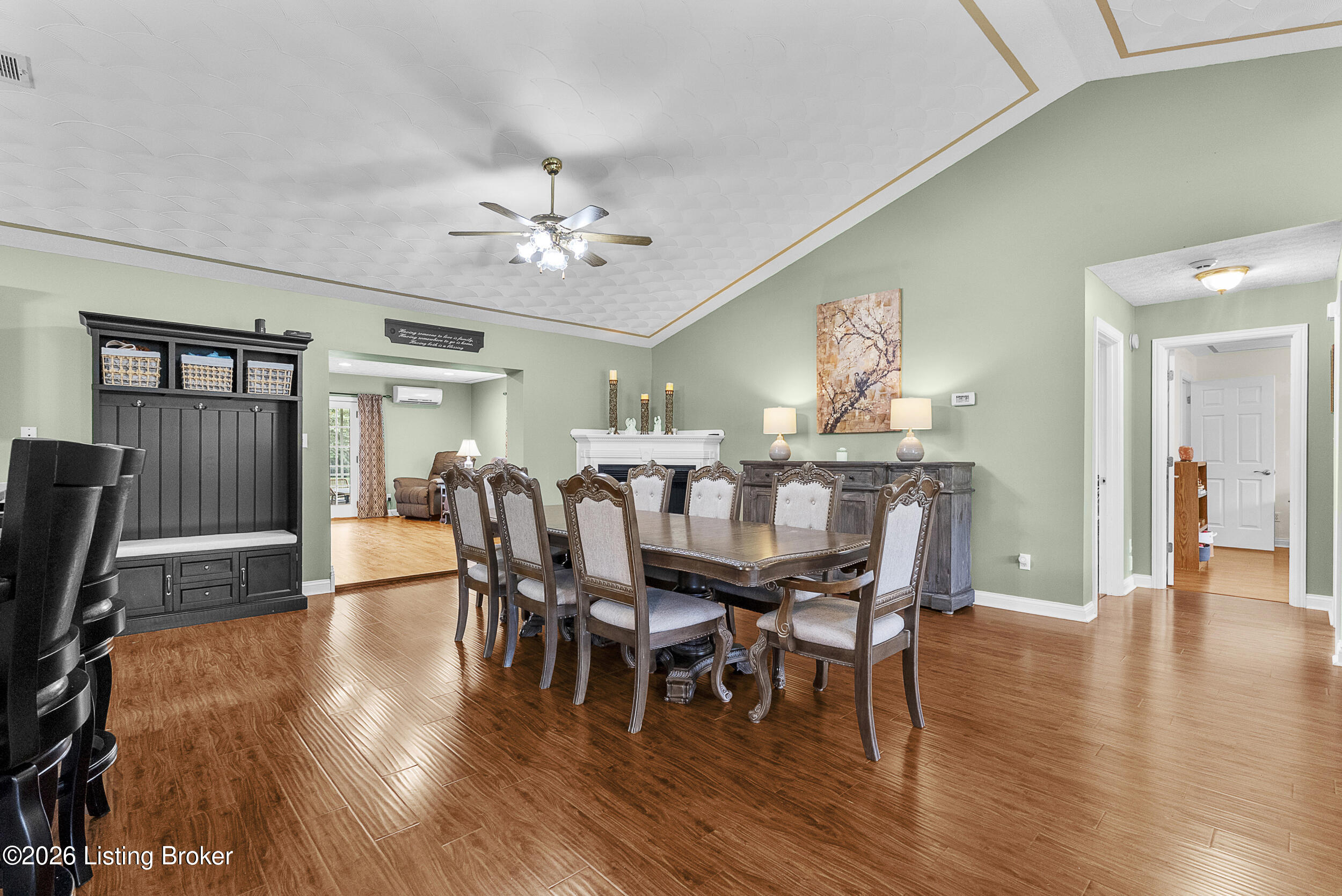 10255 Boston Rd Property Photo 9