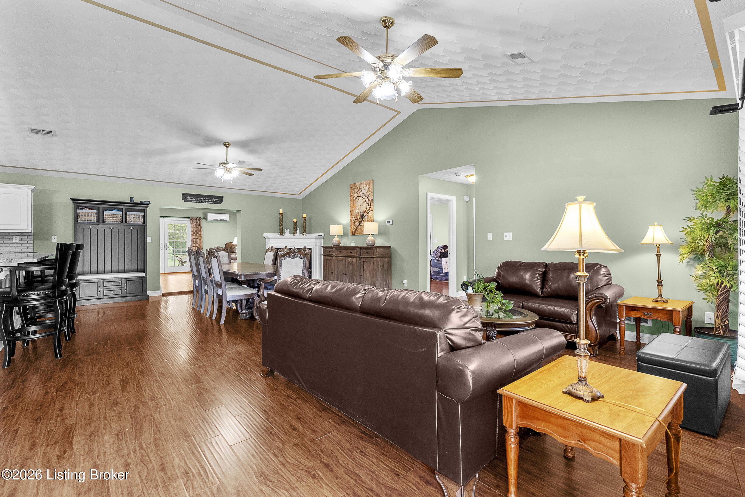 10255 Boston Rd Property Photo 17