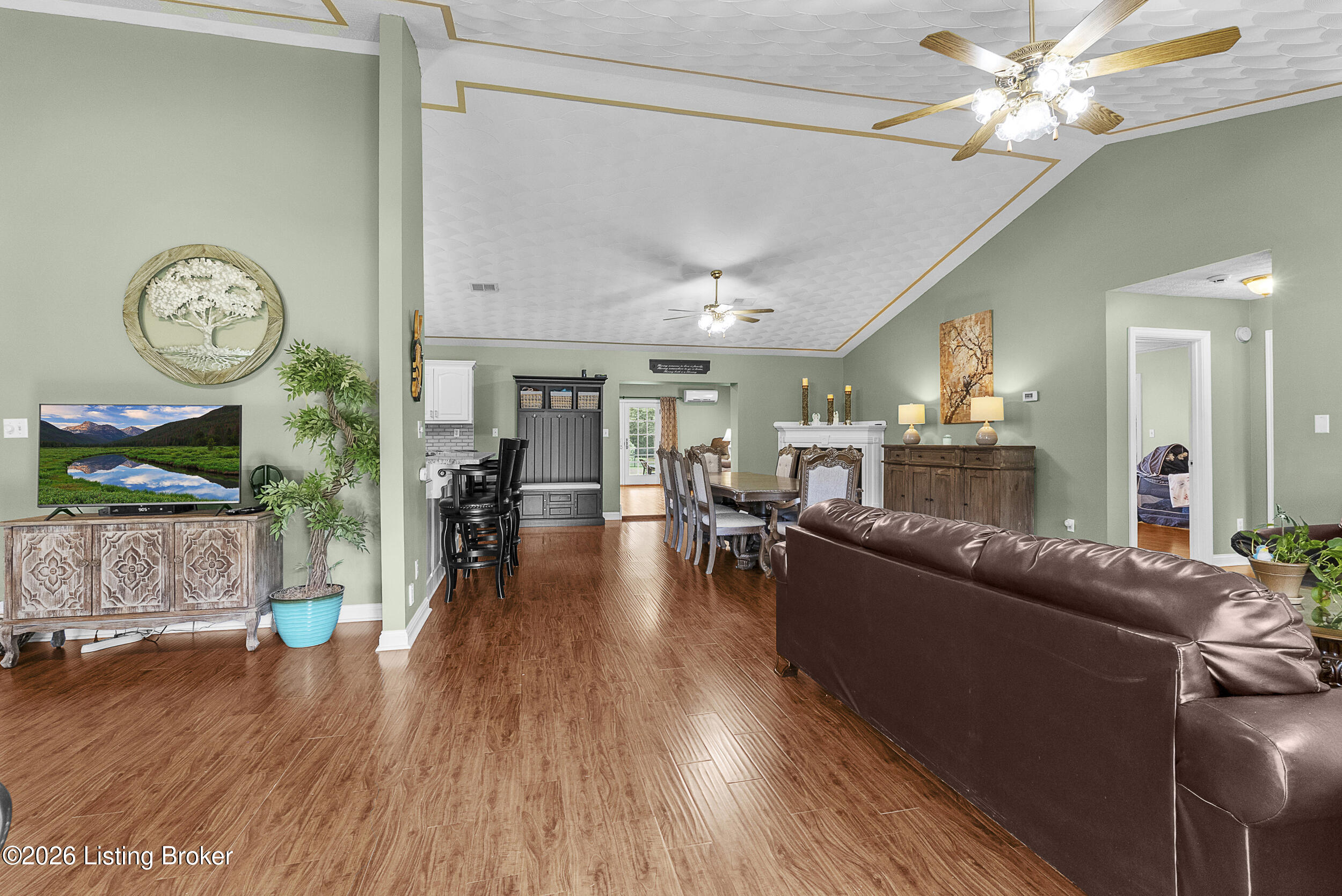 10255 Boston Rd Property Photo 18