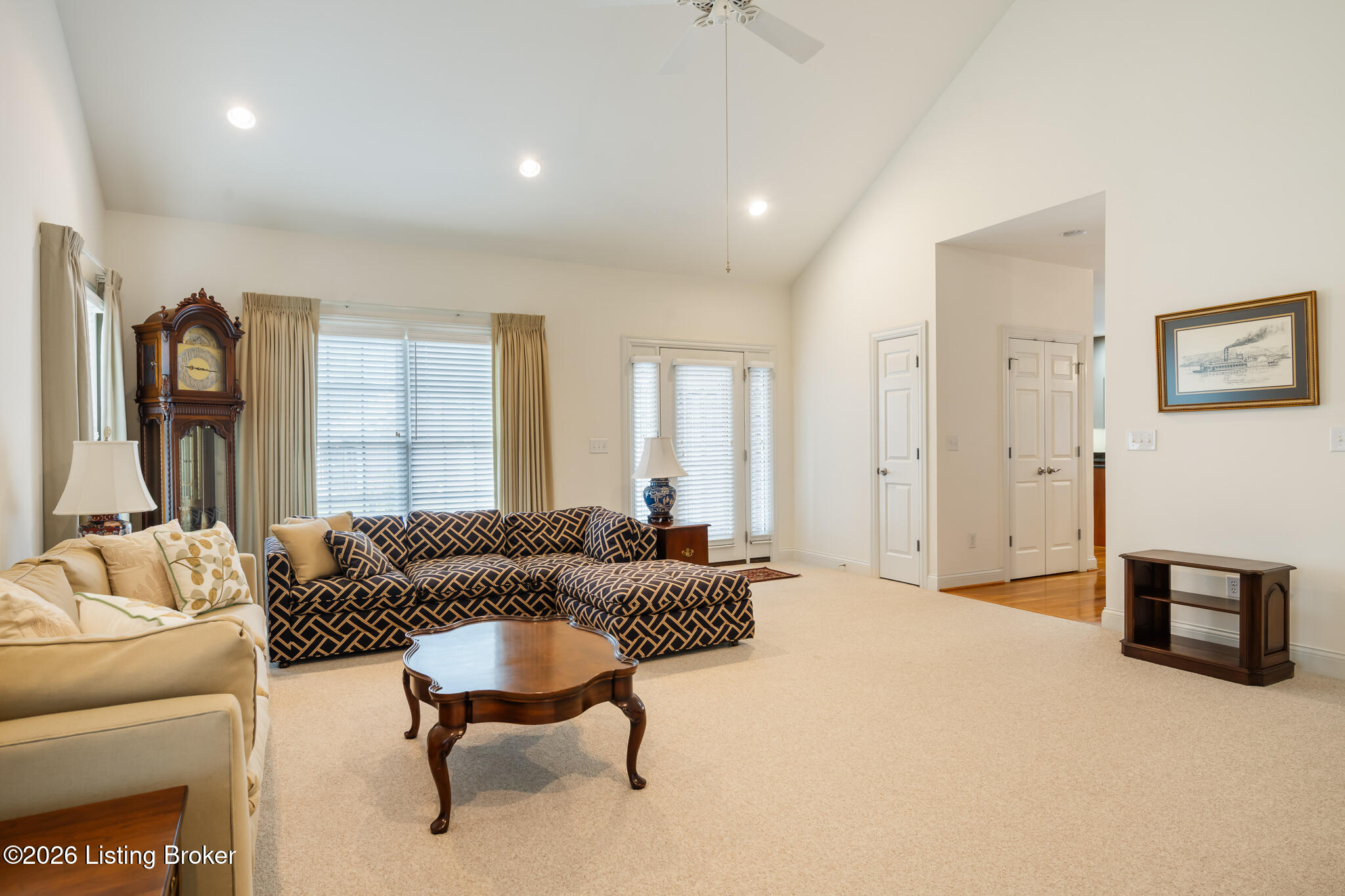 6533 Villa Spring Dr Property Photo 10