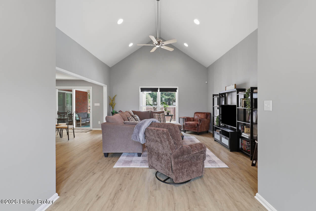 623 Harris Ridge Rd Property Photo 5