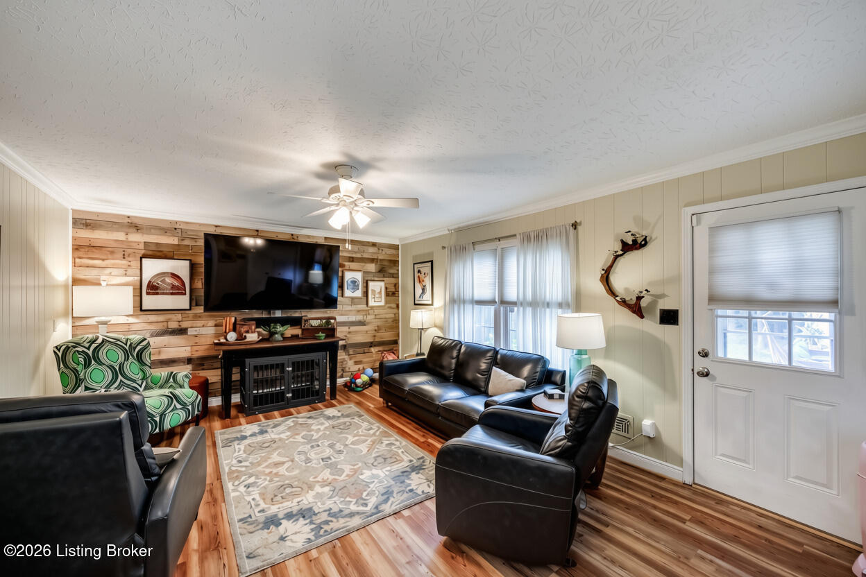 10206 Falling Tree Way Property Photo 9