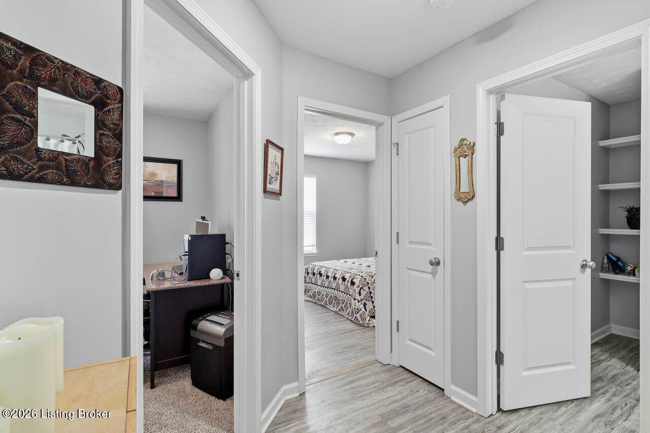10917 Hidden Trail Ct Property Photo 31