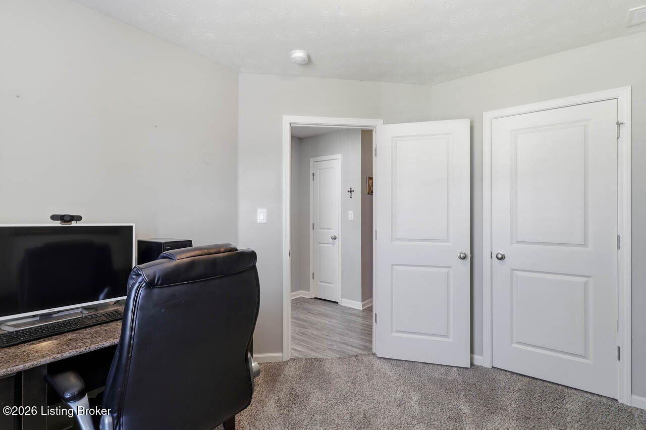 10917 Hidden Trail Ct Property Photo 33