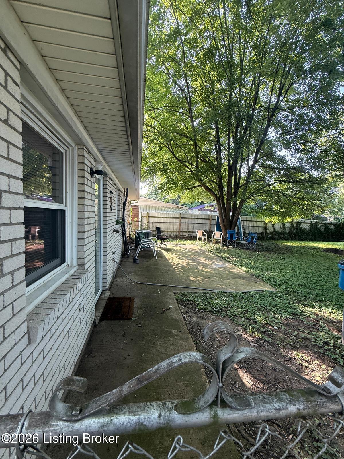 1220 Afterglow Ct Property Photo 8