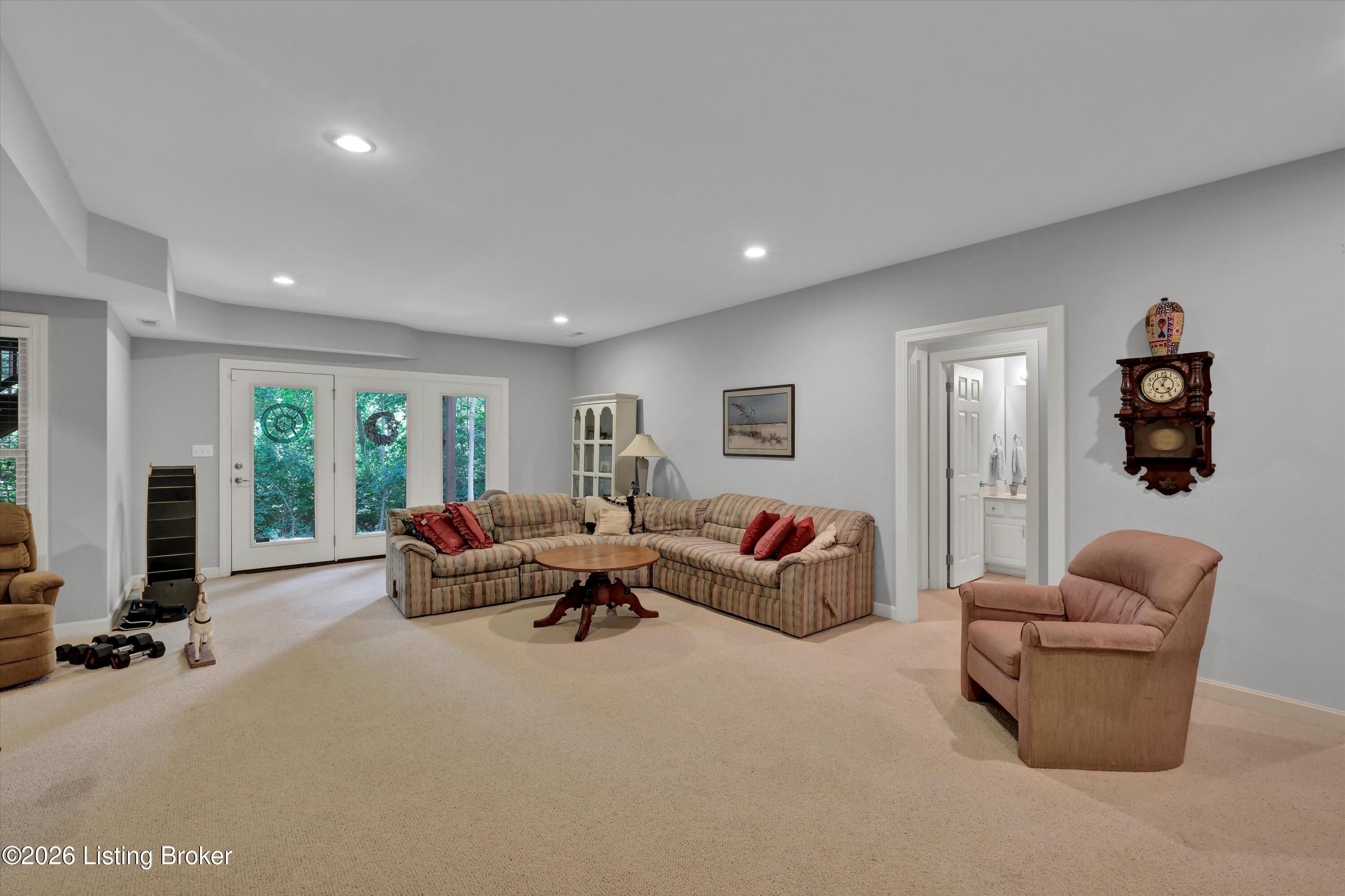 2710 Razor View Ct Property Photo 6