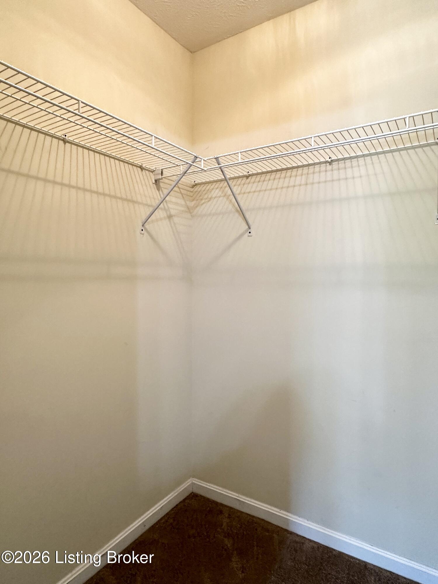 542a Hillcrest Dr Property Photo 20