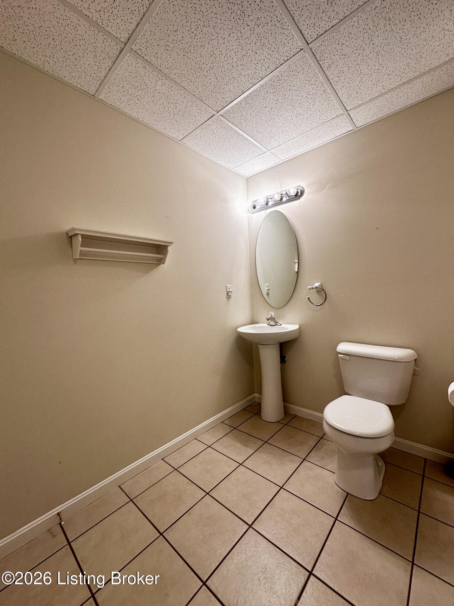 542a Hillcrest Dr Property Photo 30