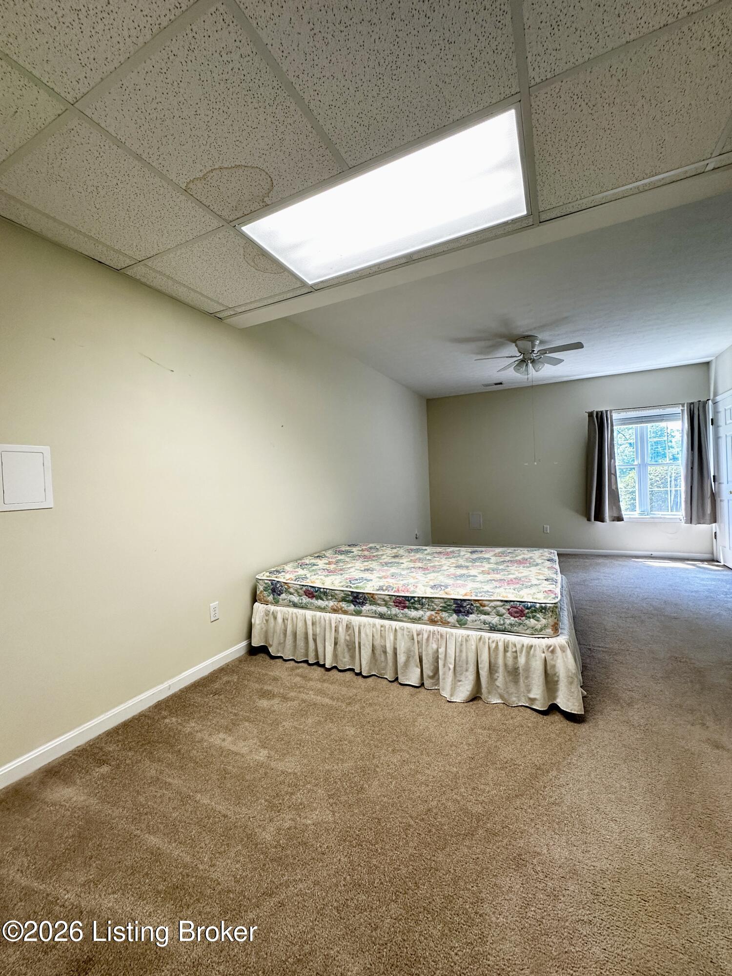 542a Hillcrest Dr Property Photo 33