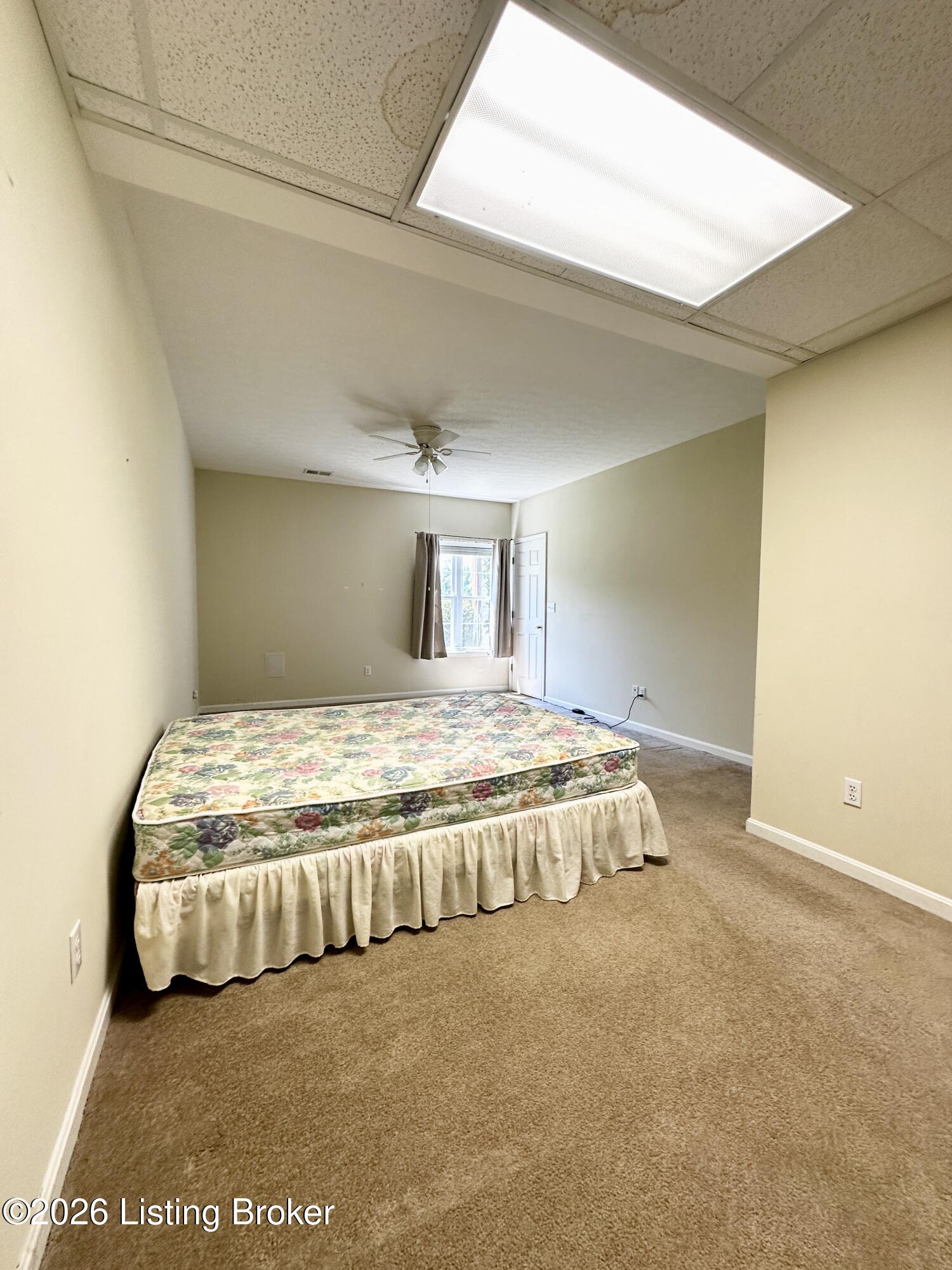 542a Hillcrest Dr Property Photo 34