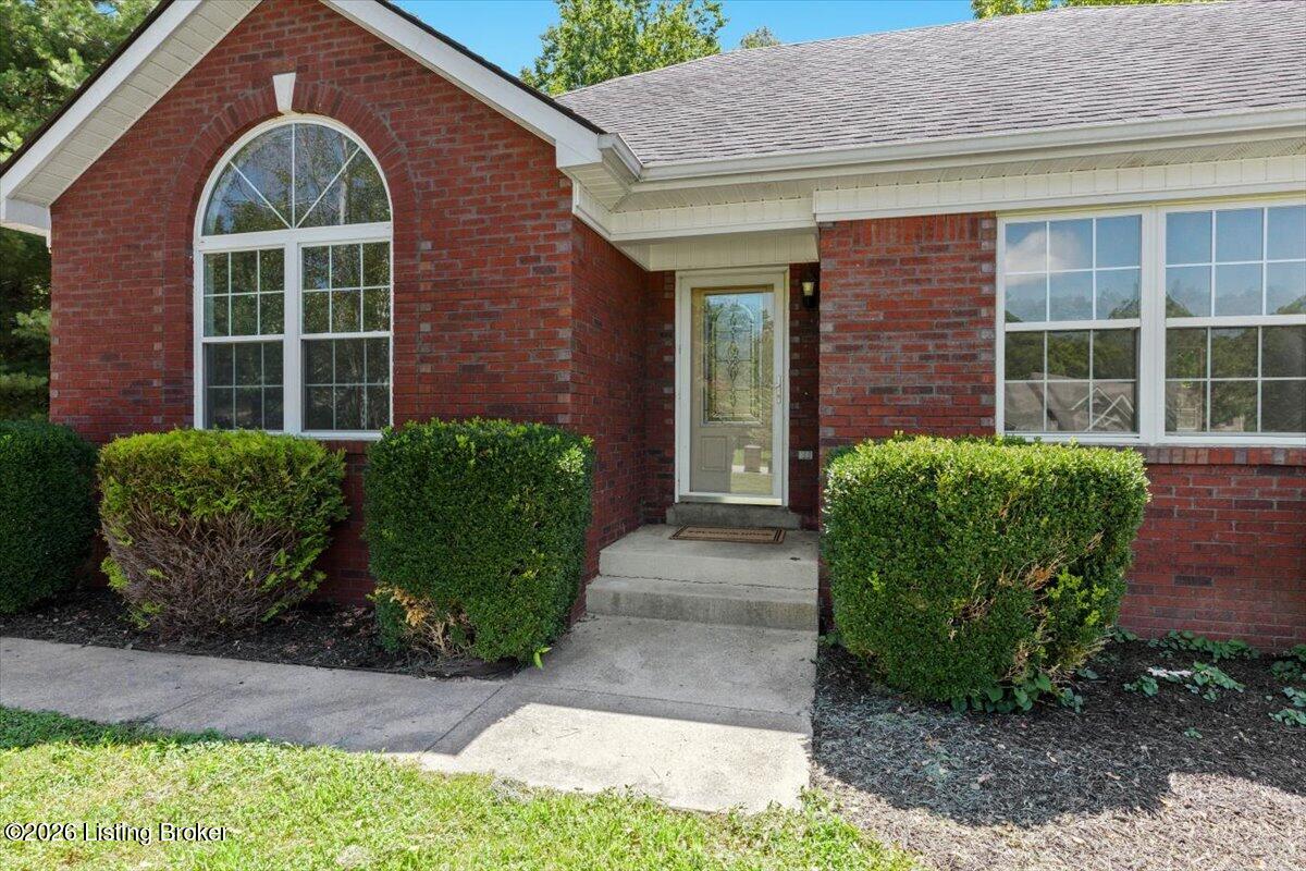 171 Cardinal Ct Property Photo 5